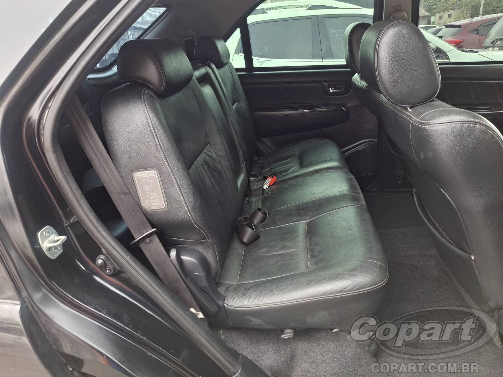 Toyota Hilux SW4 2015 — foto 6