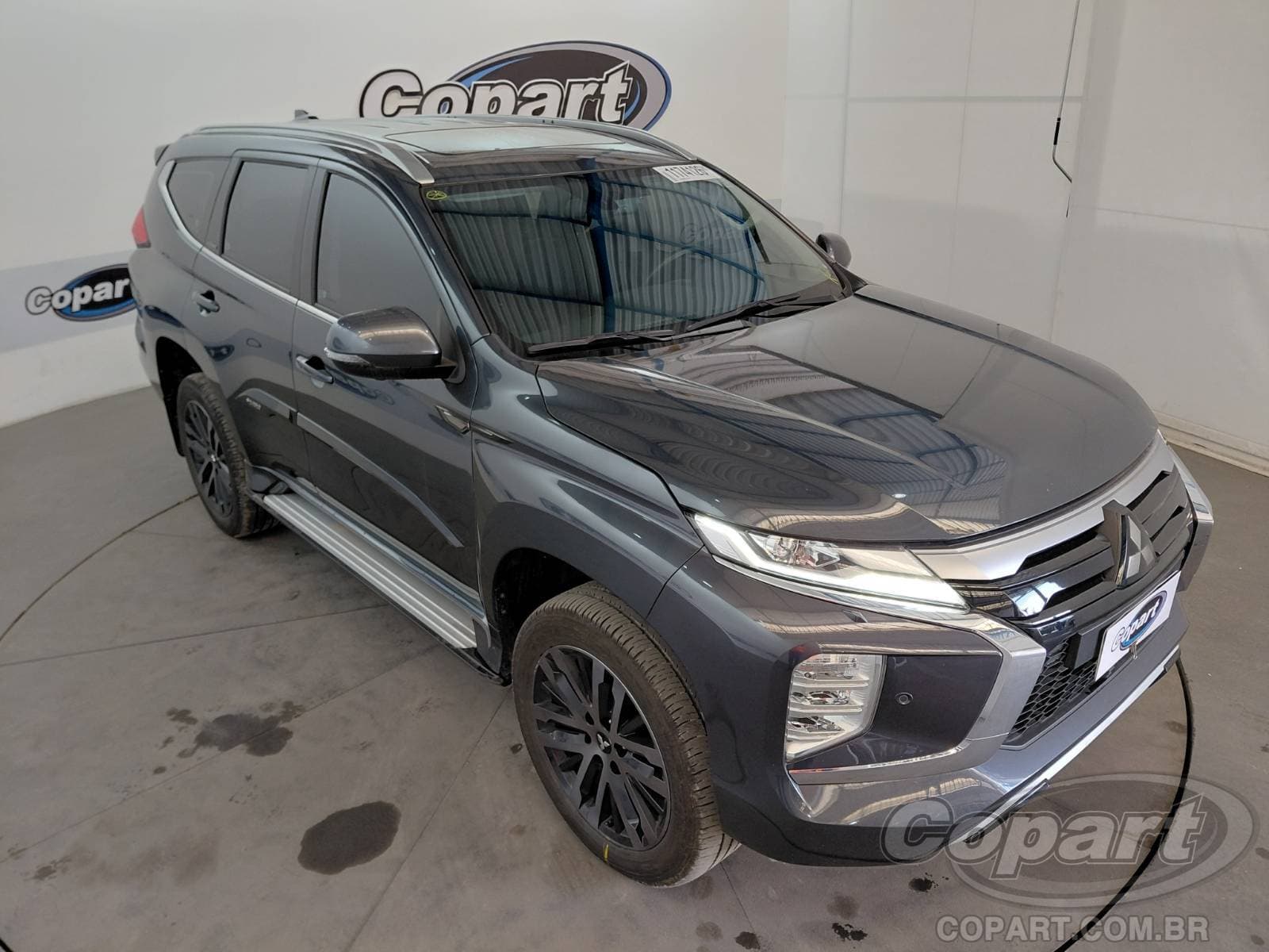 Mitsubishi Pajero Sport 2.4 DI-D MIVEC TURBO 2024