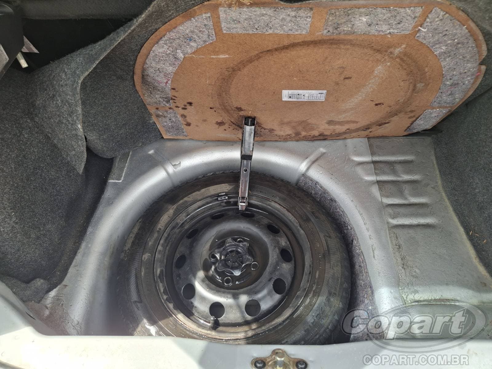 Ford Fiesta 2010 — foto 10
