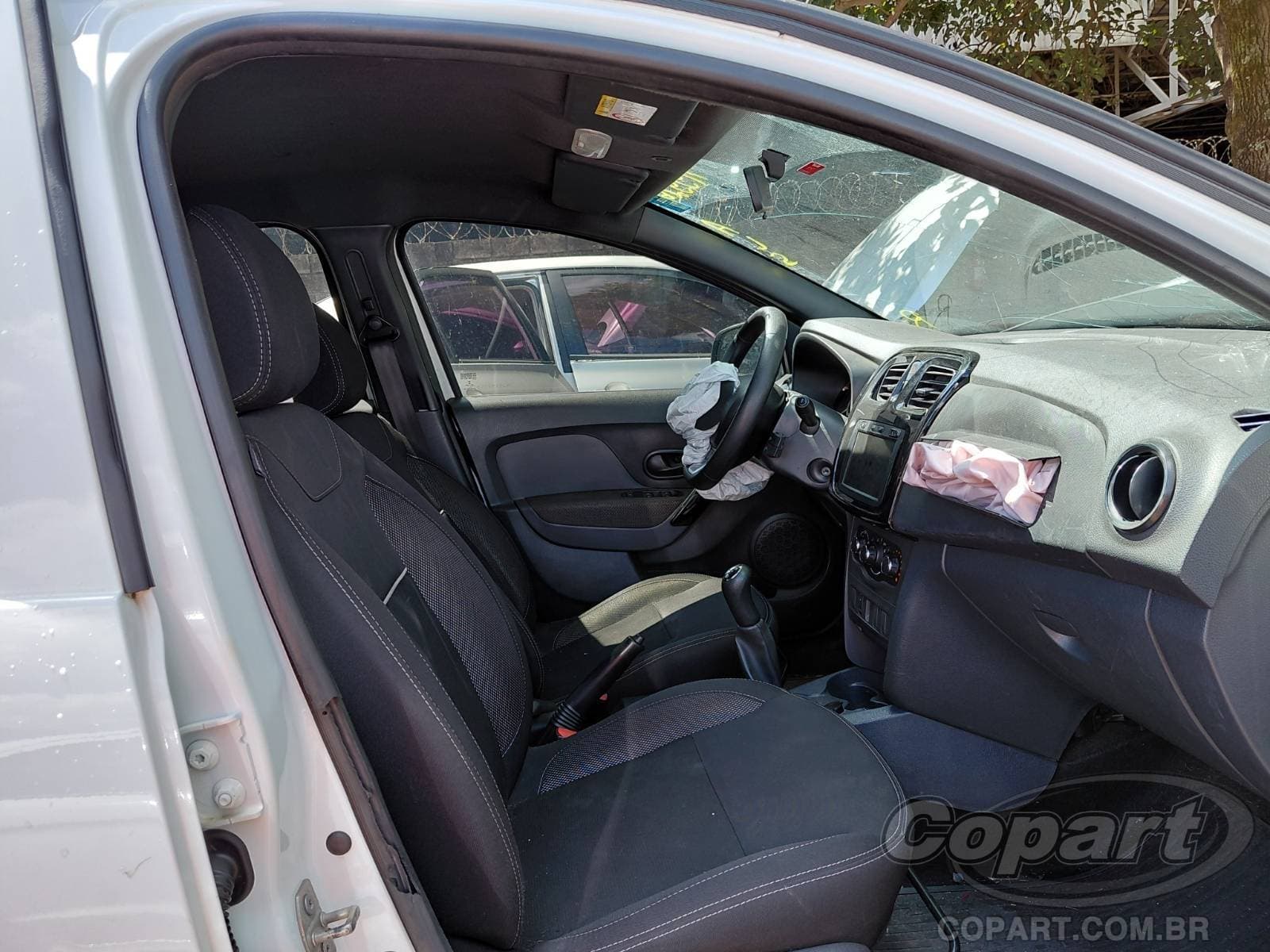 Renault Logan 2022 — foto 5