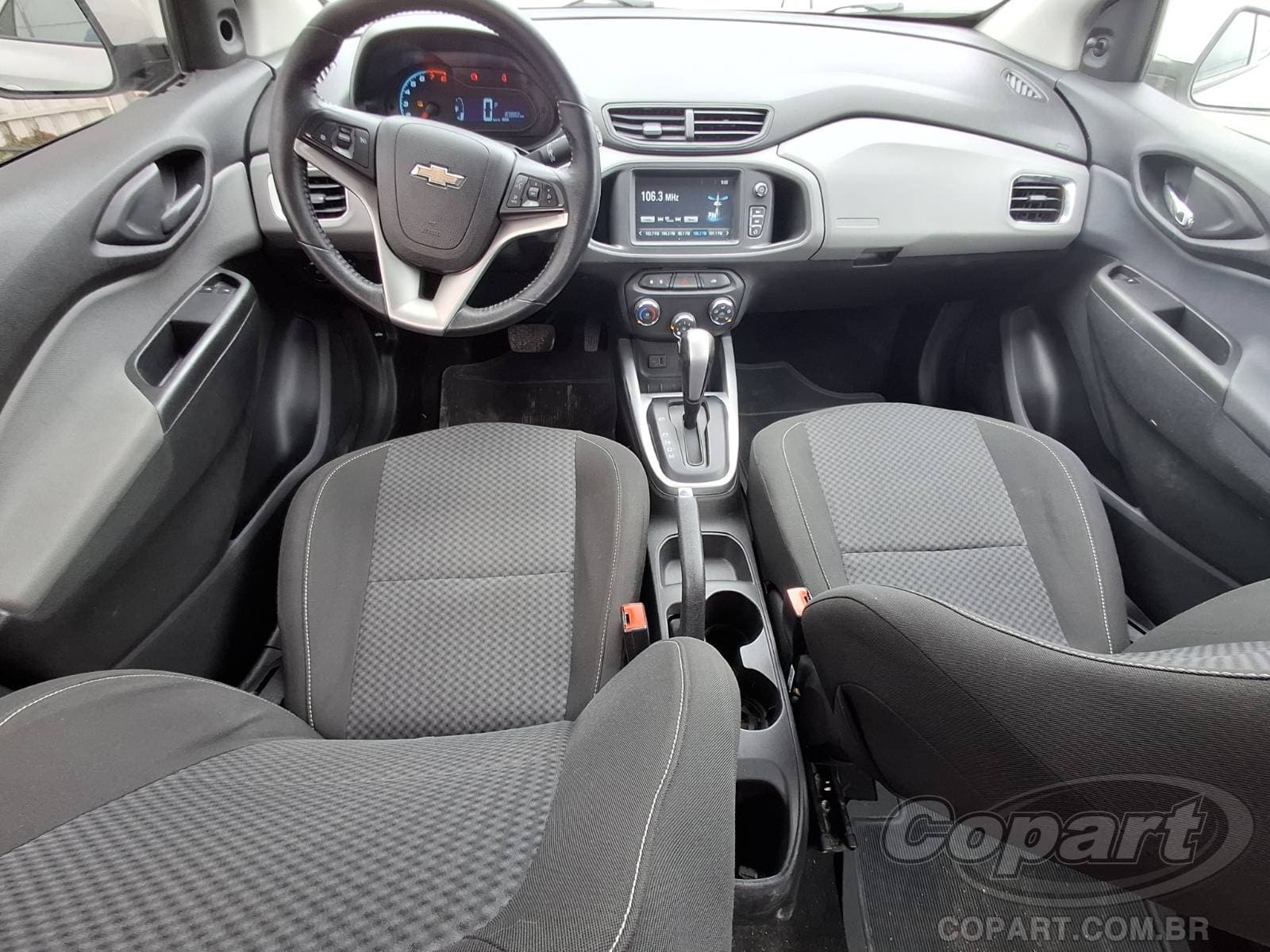 Chevrolet Onix 2017 — foto 9
