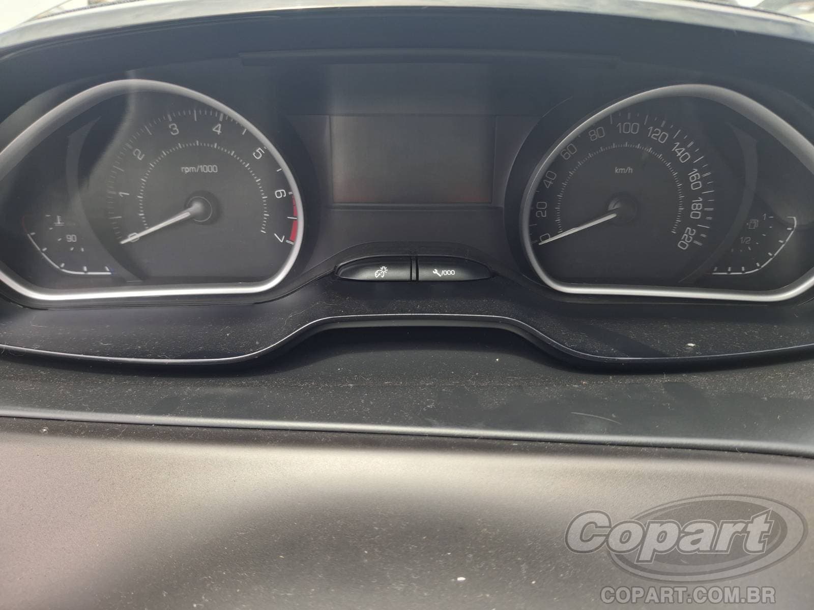 Peugeot 2008 2019 — foto 8