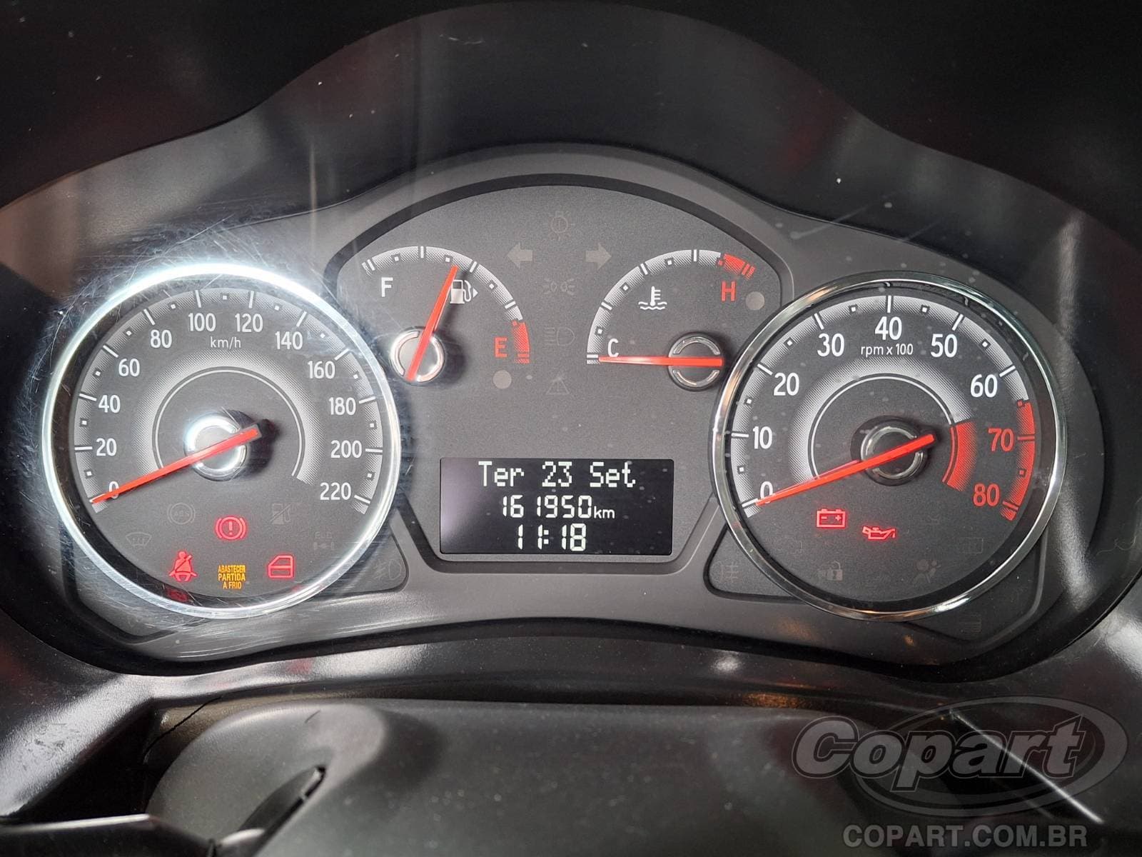 Fiat Grand Siena 2018 — foto 8
