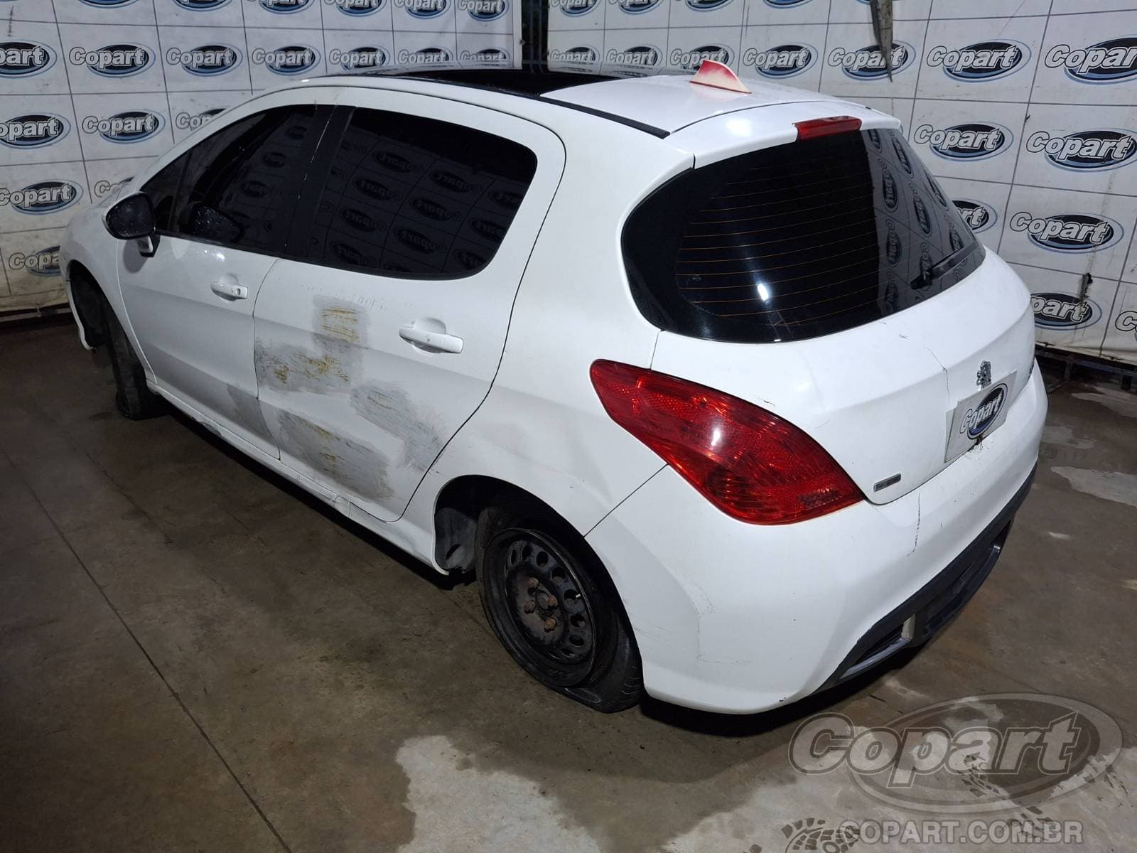 Peugeot 308 2014 — foto 3