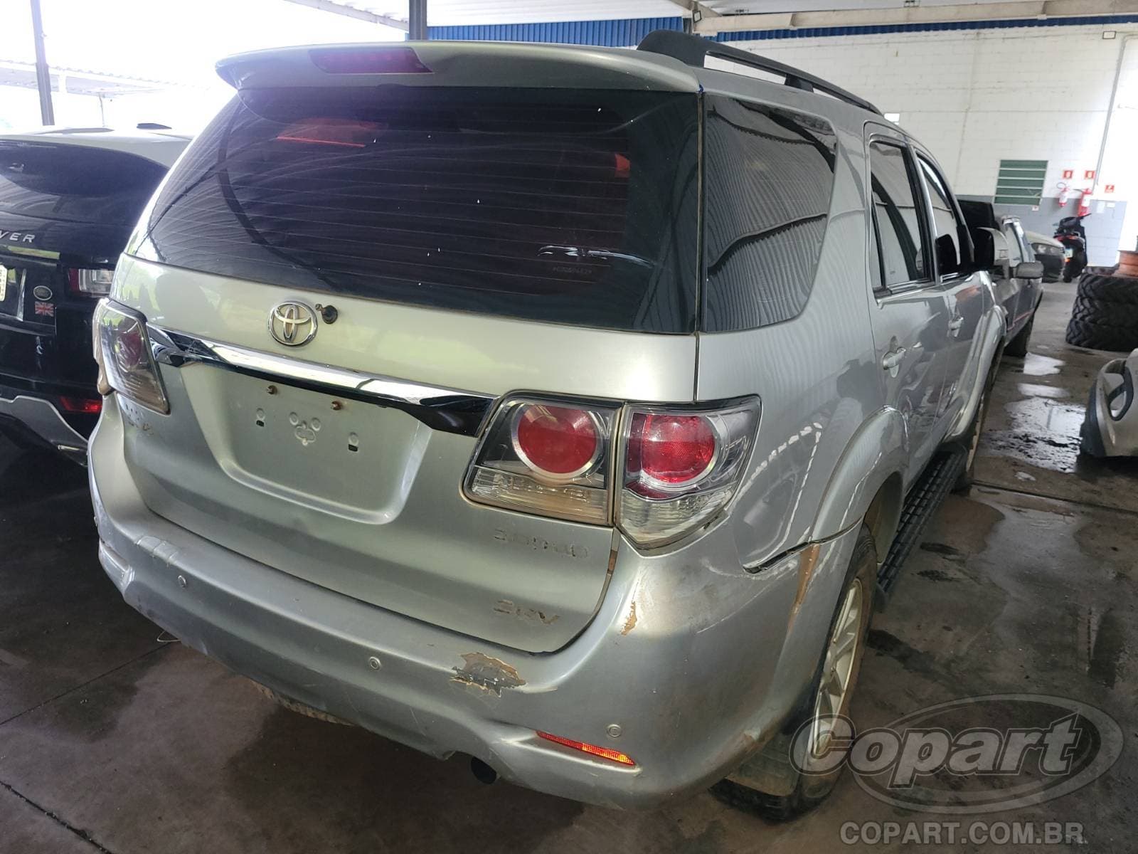 Toyota Hilux SW4 2012 — foto 4
