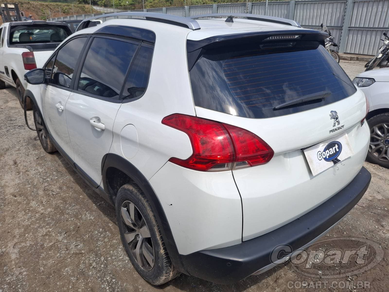 Peugeot 2008 2019 — foto 3