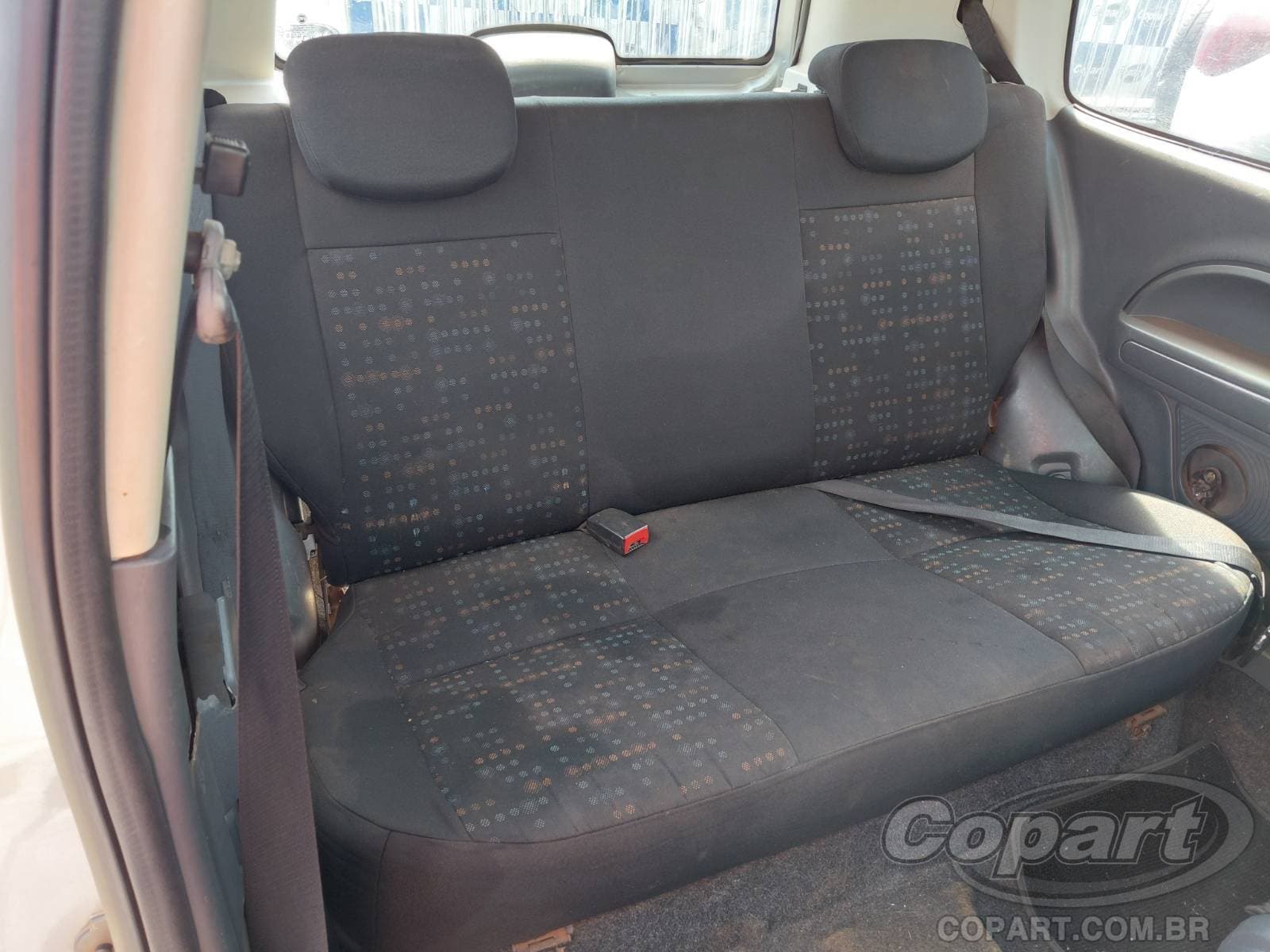 Fiat UNO 2015 — foto 6