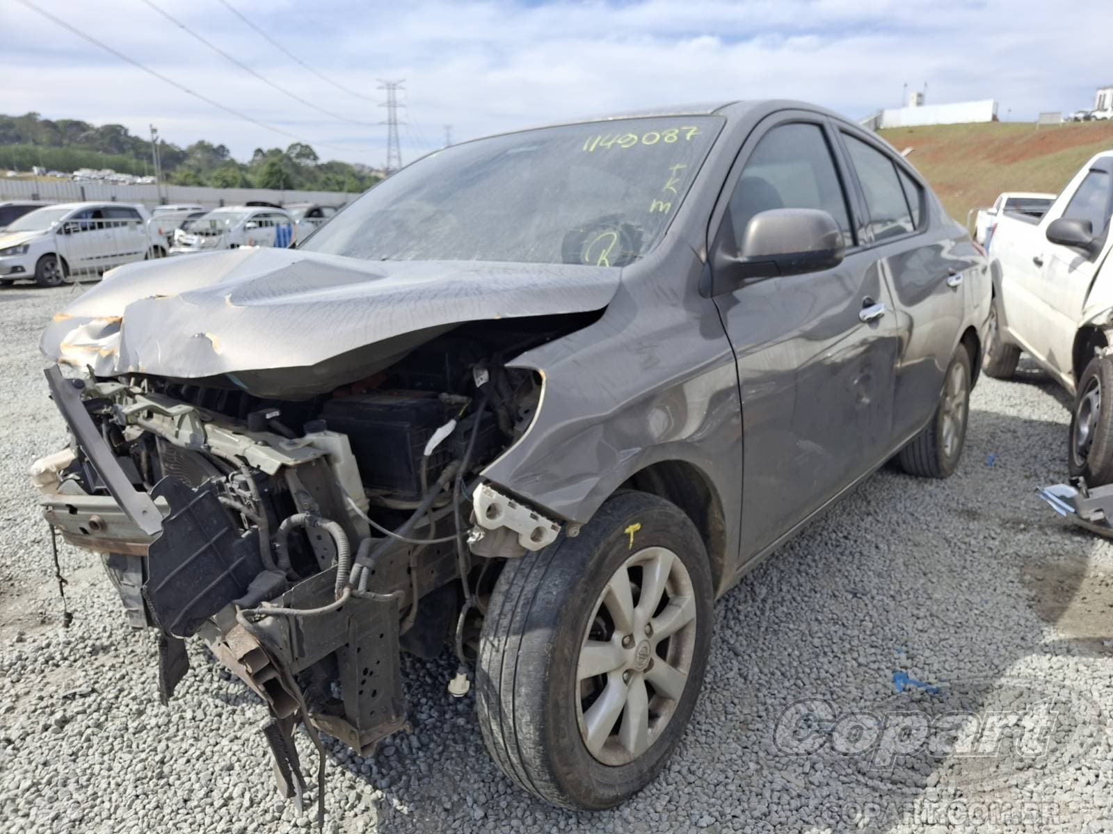 Nissan Versa 2014 — foto 2