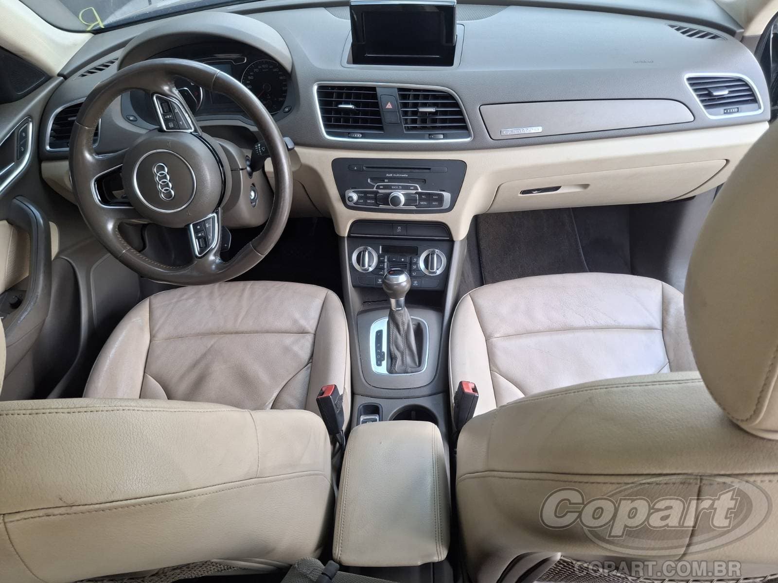 Audi Q3 2014 — foto 9