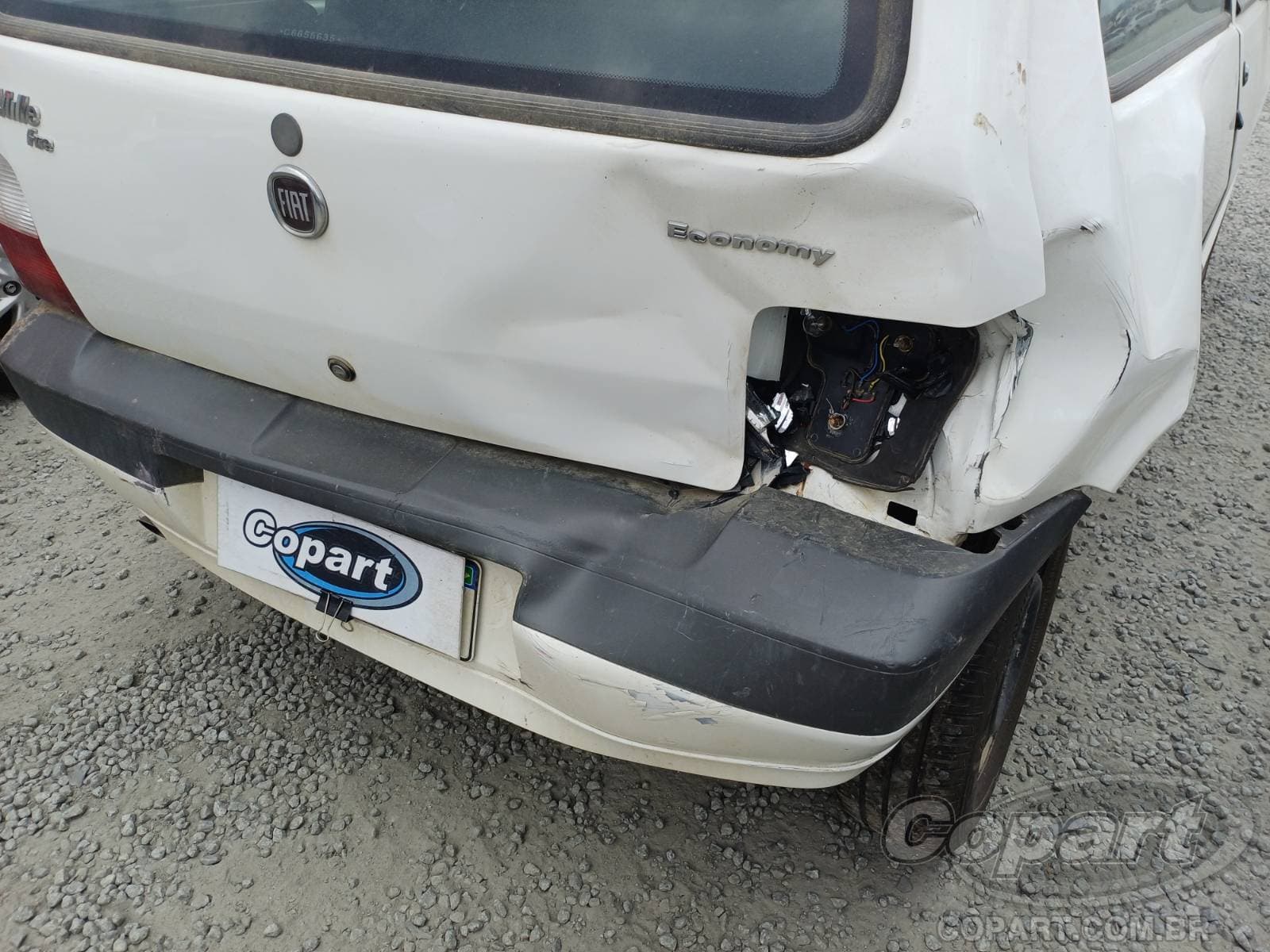 Fiat UNO 2012 — foto 11