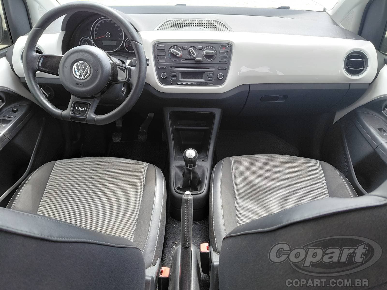 Volkswagen UP 2015 — foto 9