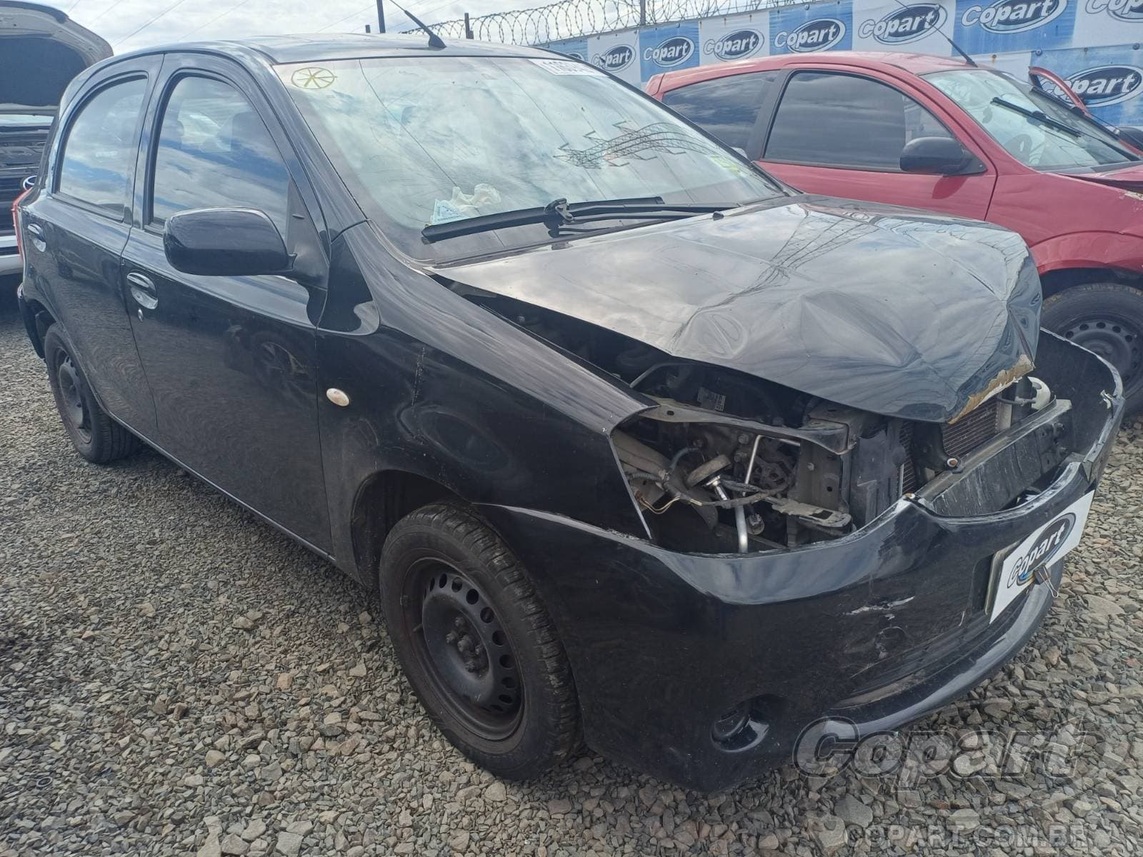 Toyota Etios 1.3 16V 2013