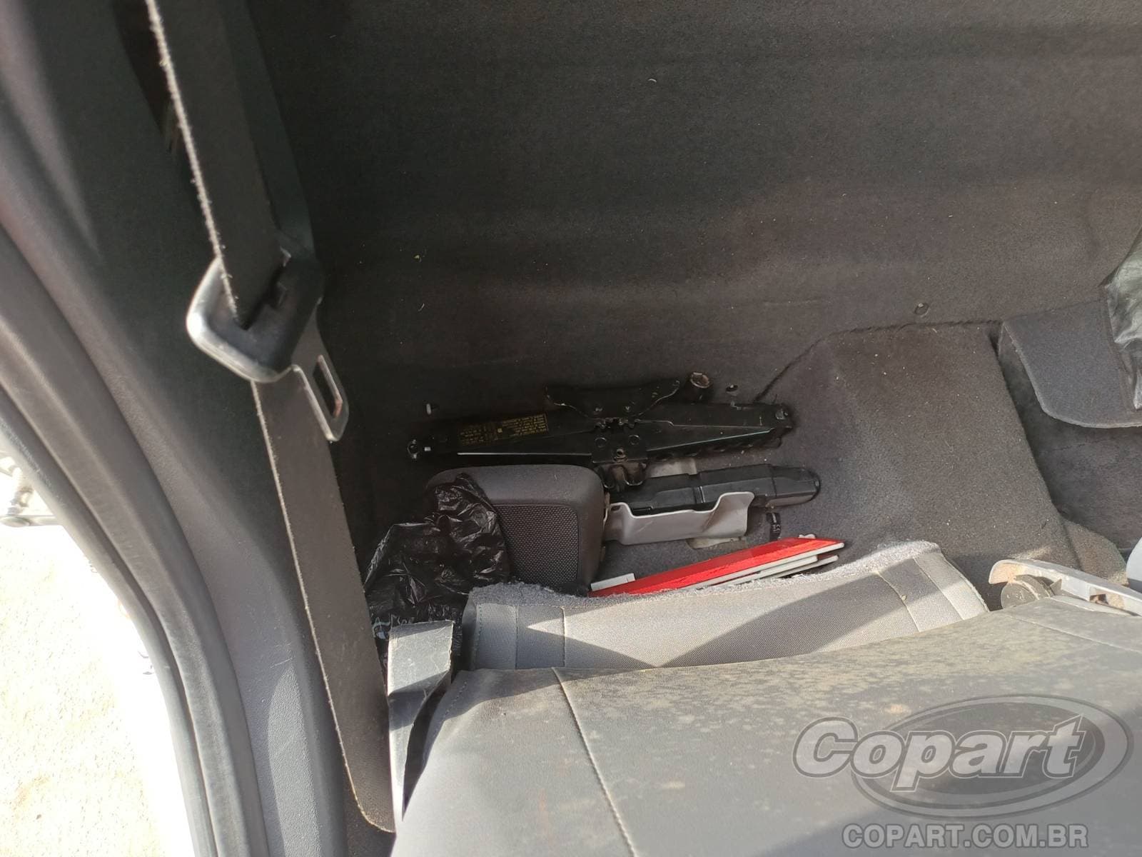 Chevrolet Montana 2018 — foto 10