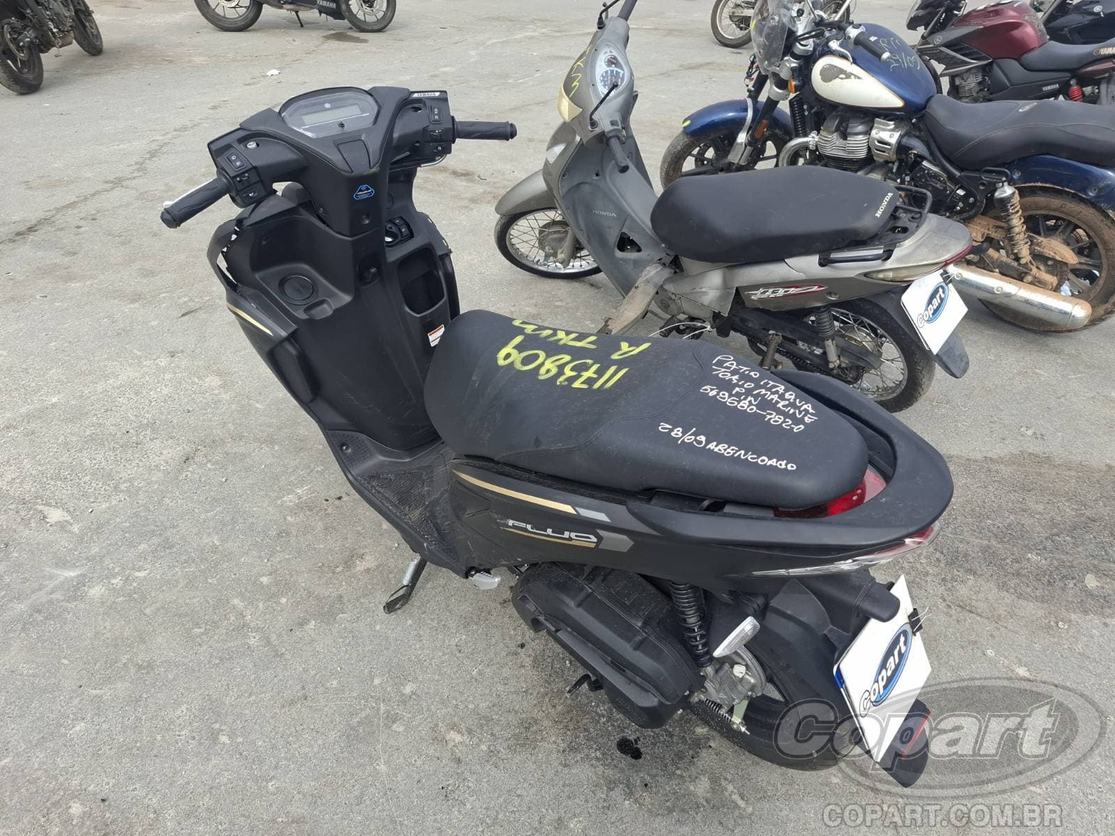 Yamaha Fluo 2027 — foto 3