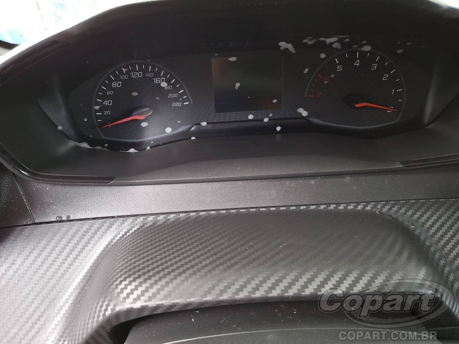 Peugeot 208 2024 — foto 8