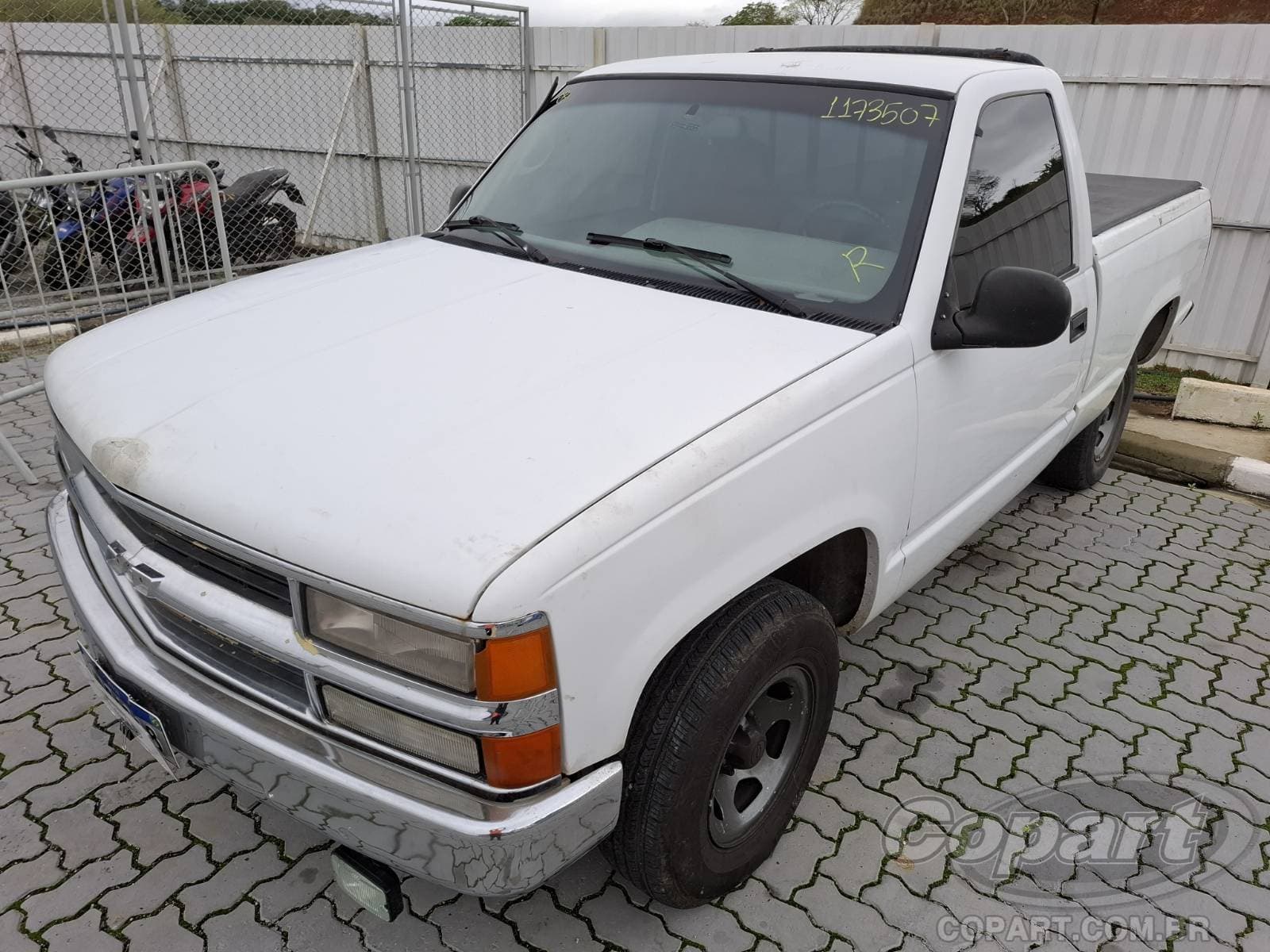 Chevrolet Silverado 1998 — foto 2