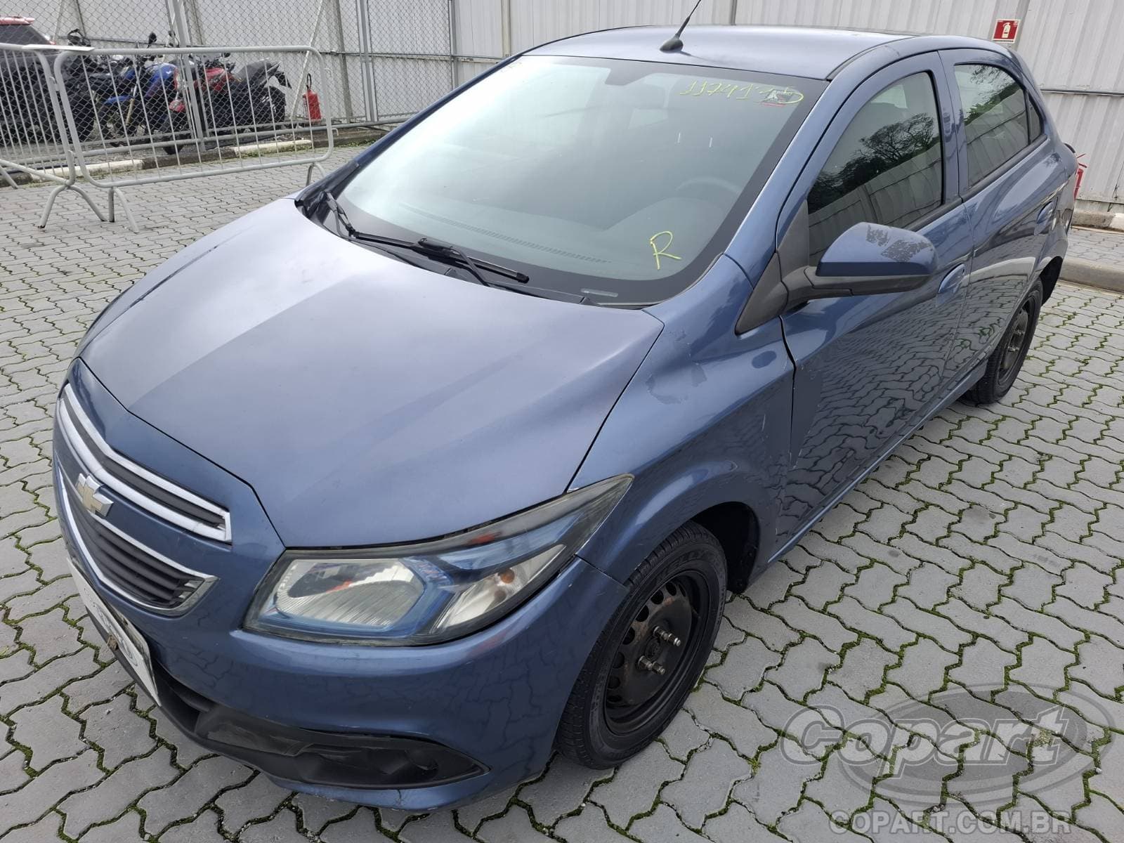 Chevrolet Onix 2014 — foto 2