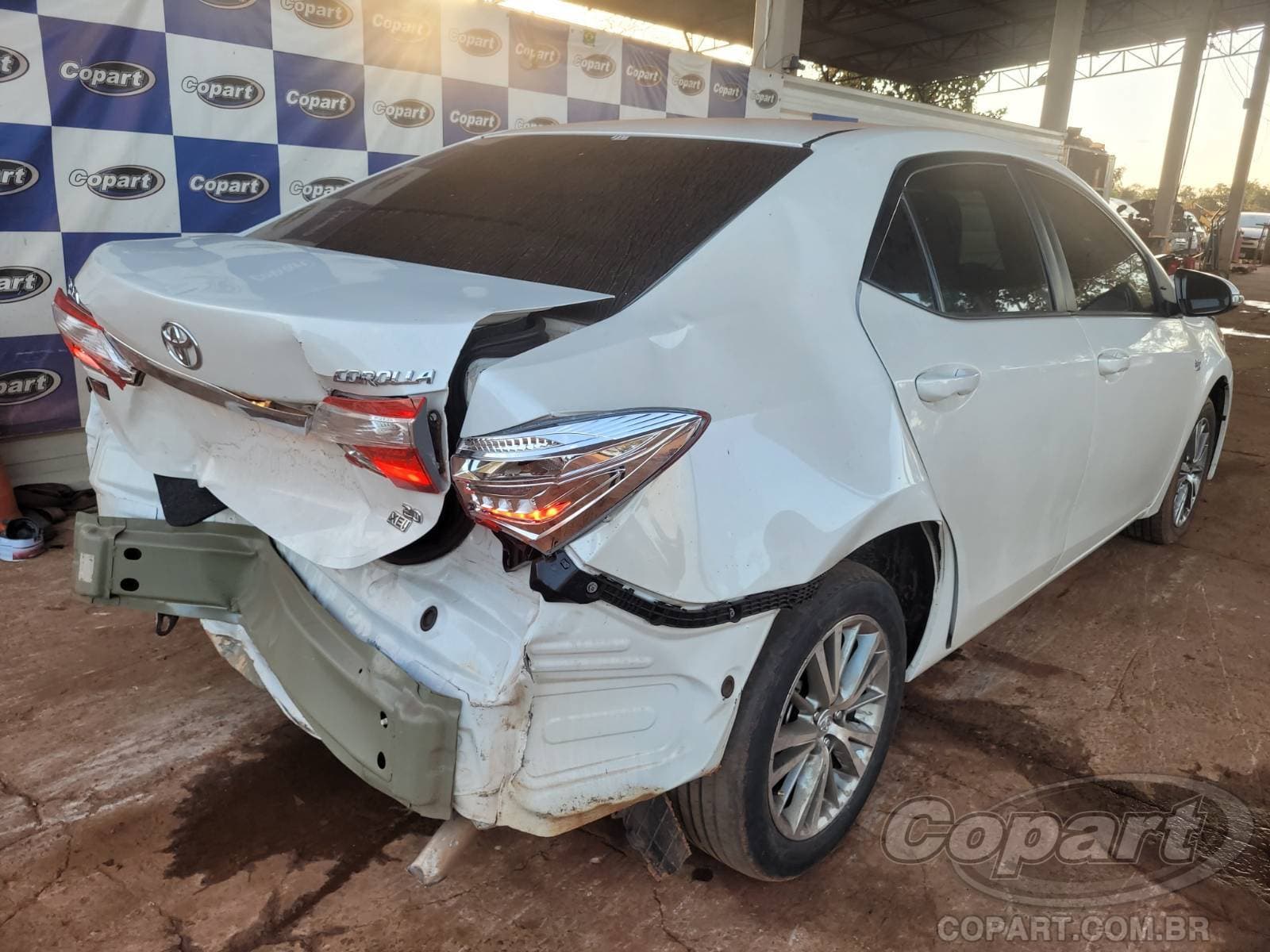 Toyota Corolla 2015 — foto 4
