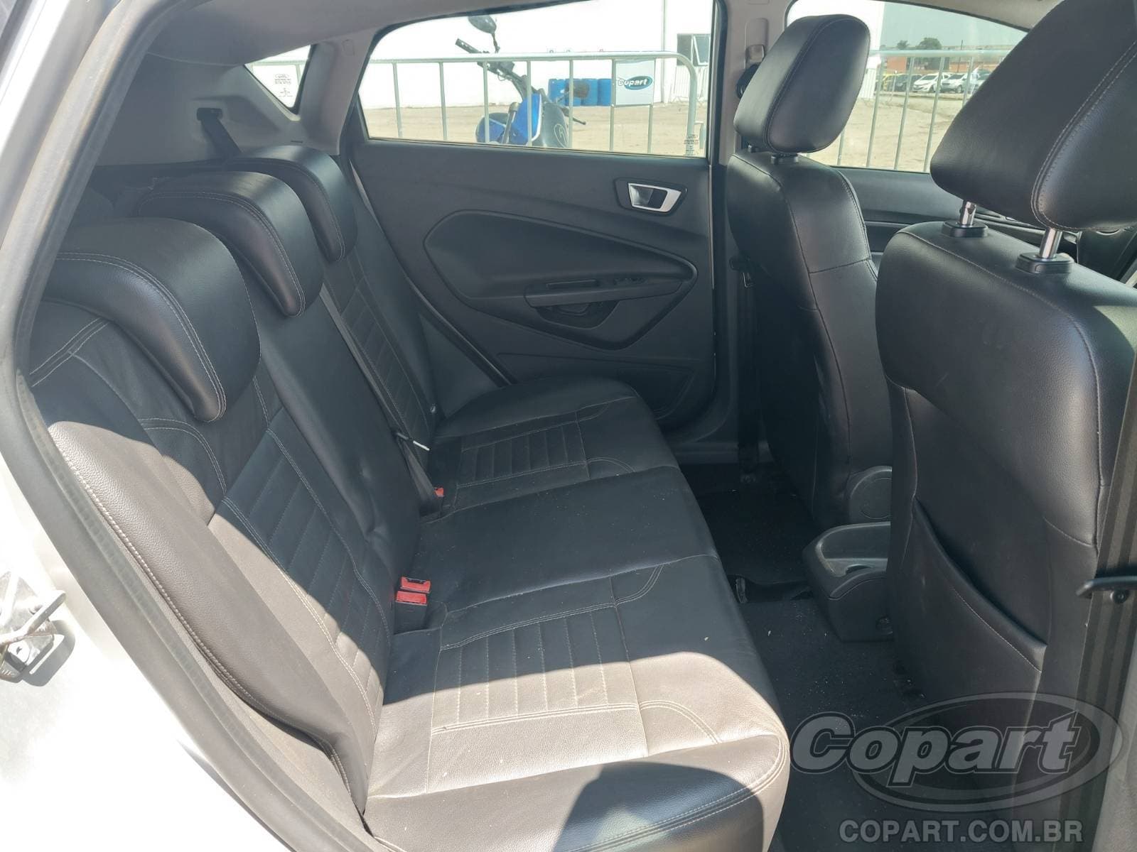 Ford Fiesta 2017 — foto 6