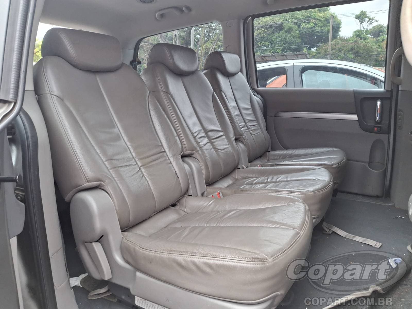 Kia Grand Carnival 2011 — foto 6