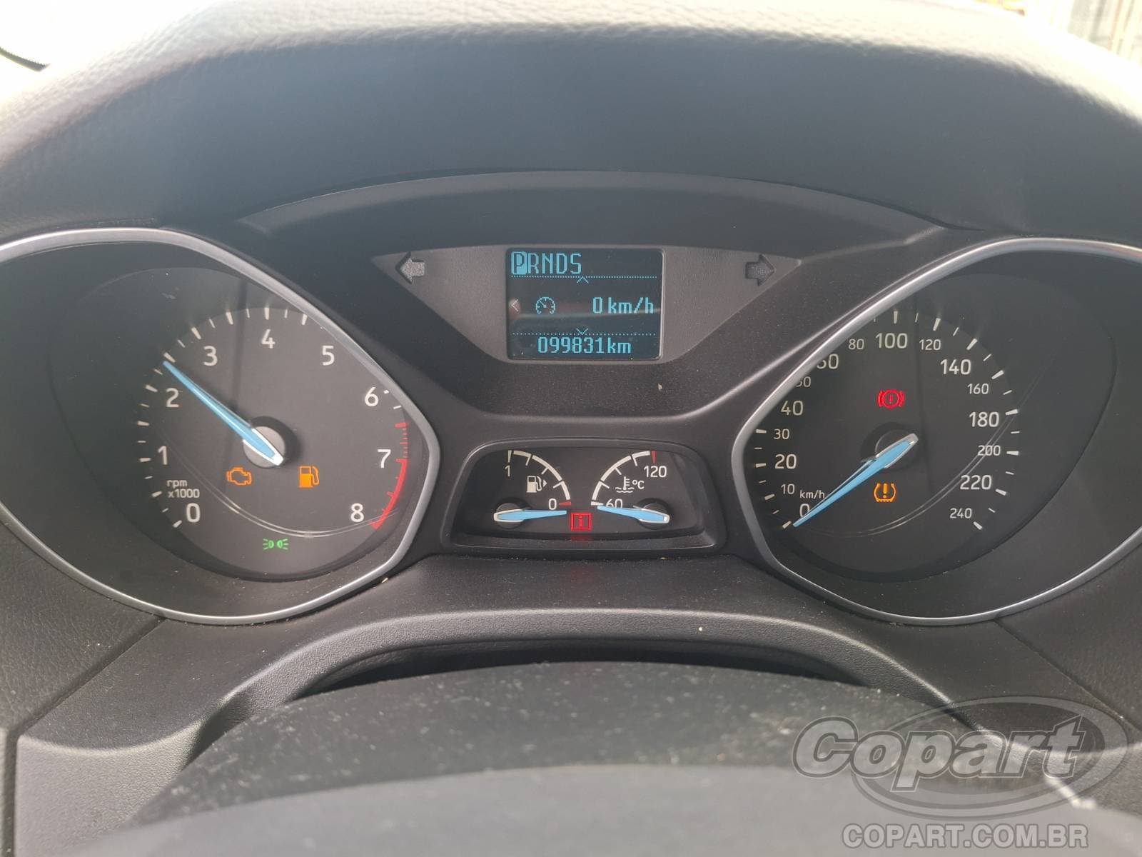 Ford Focus Fastback 2018 — foto 8
