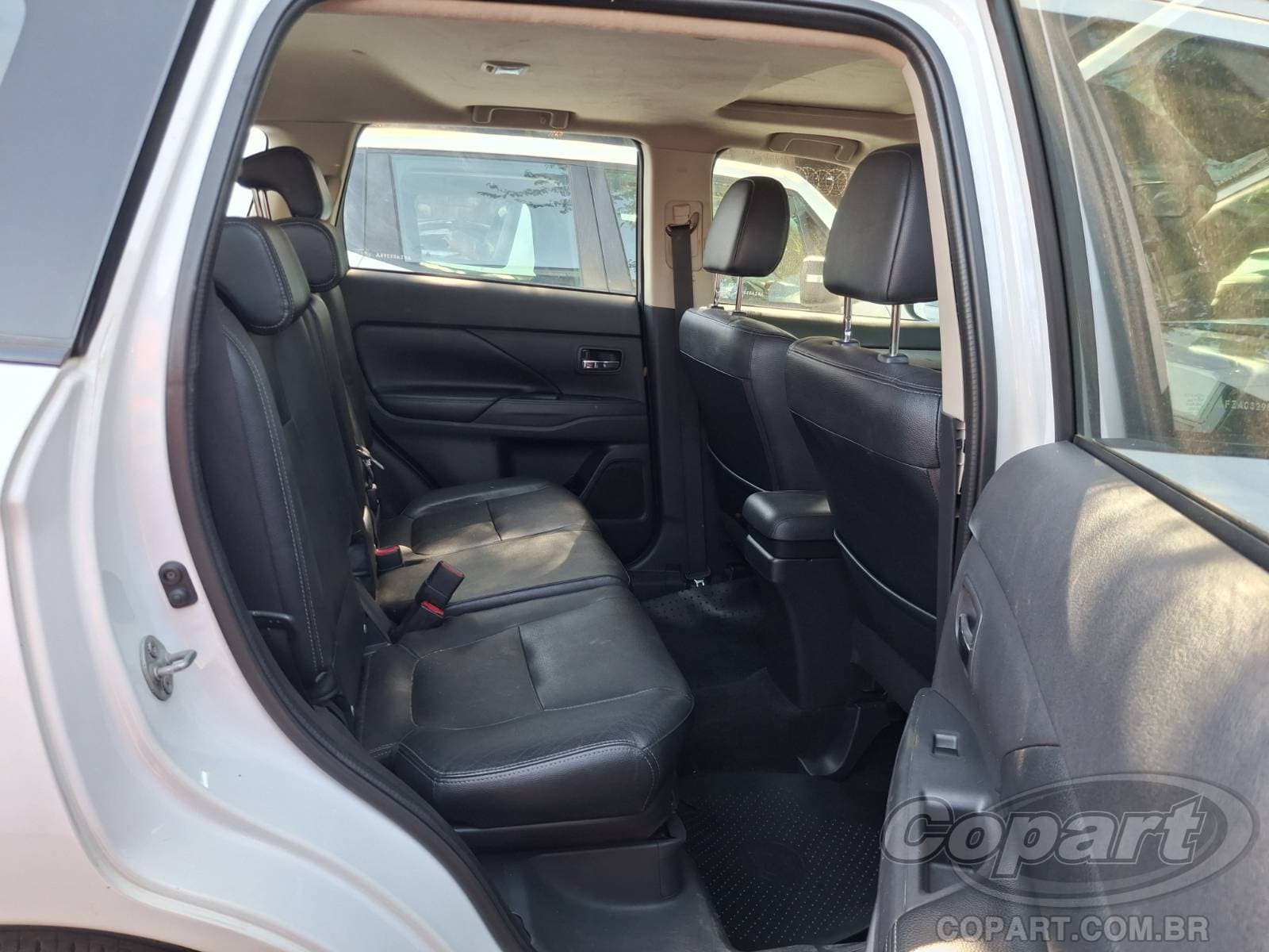 Mitsubishi Outlander 2015 — foto 6