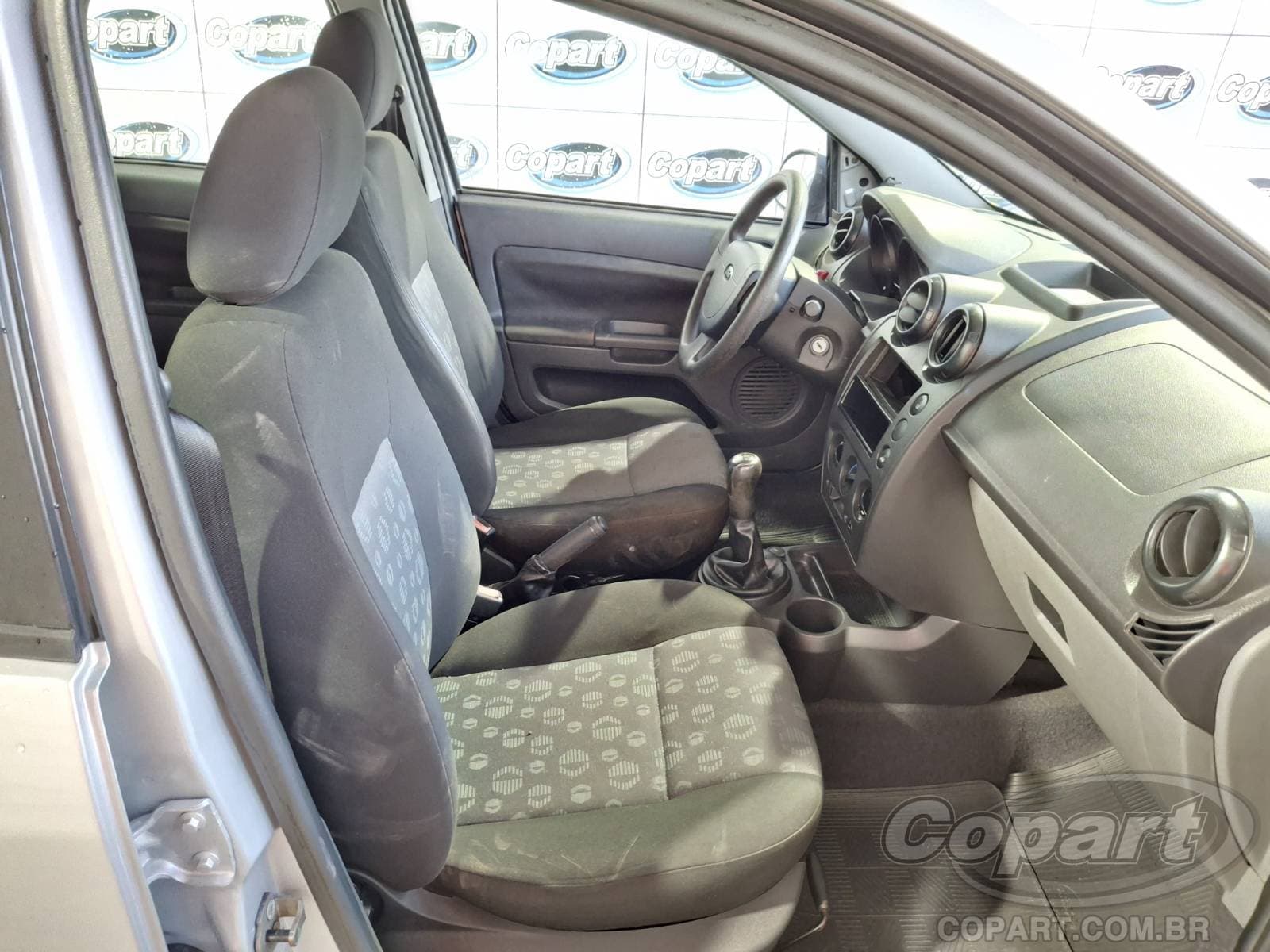 Ford Fiesta 2014 — foto 5