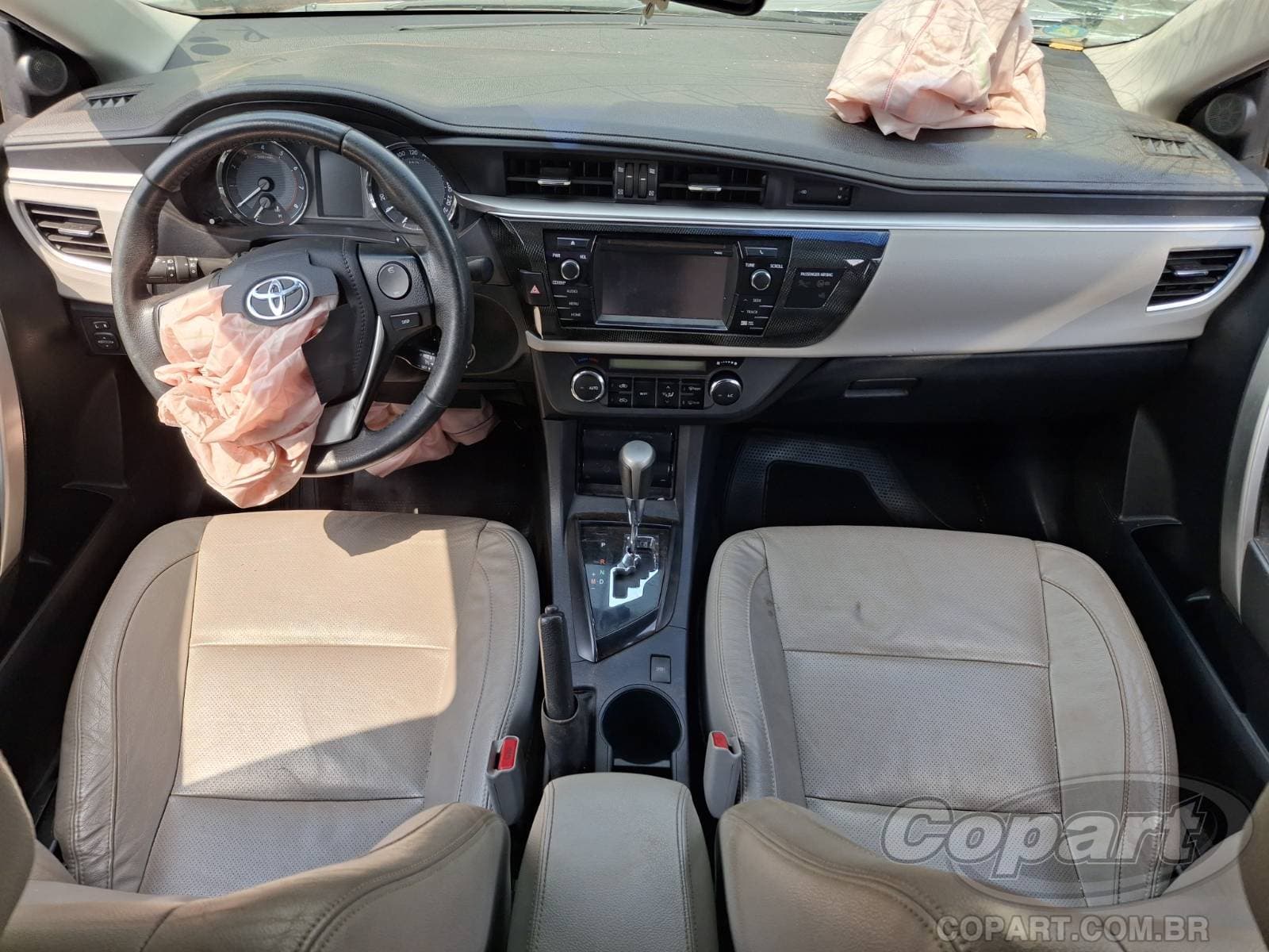 Toyota Corolla 2015 — foto 9