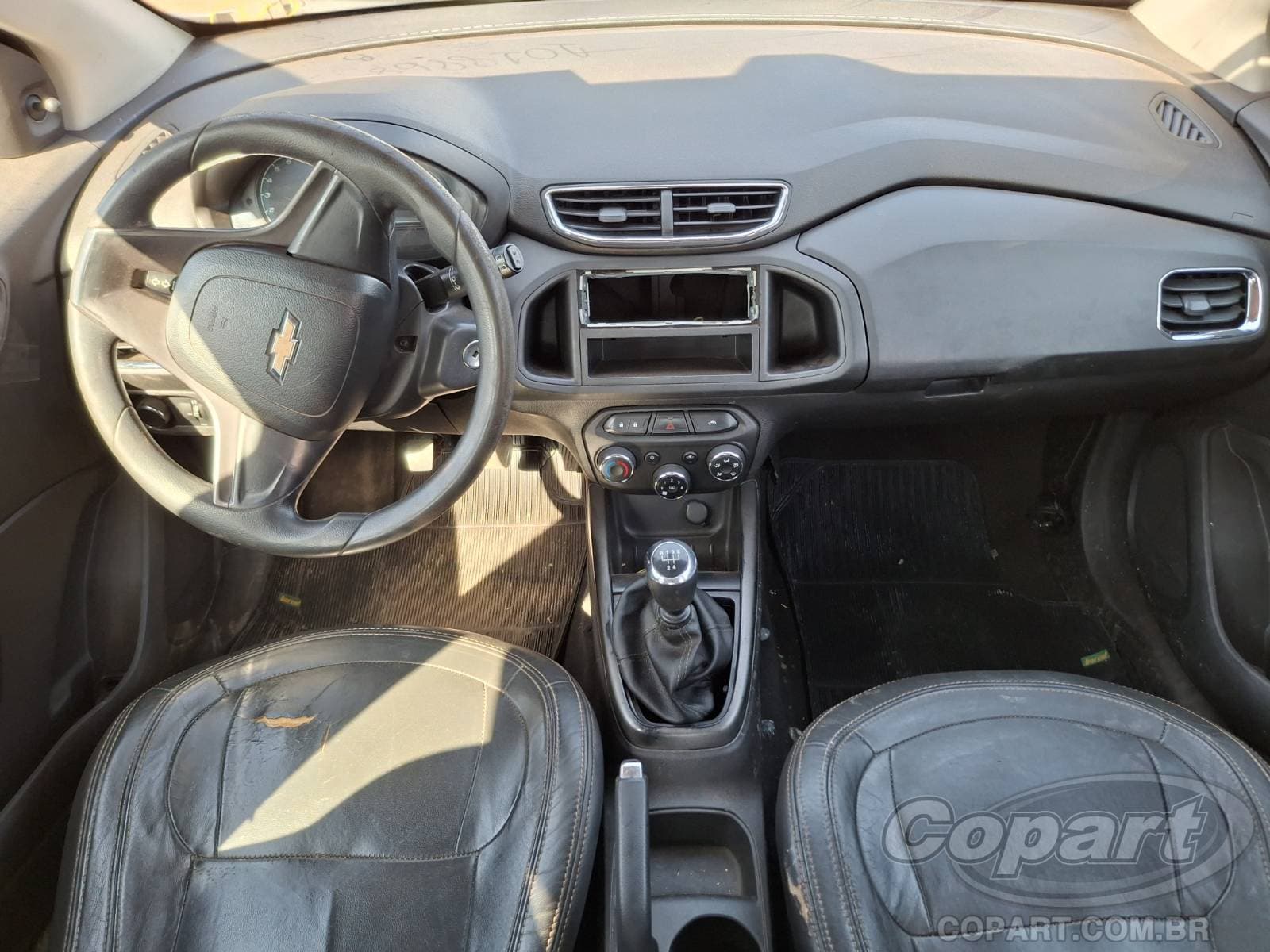 Chevrolet Onix 2014 — foto 9
