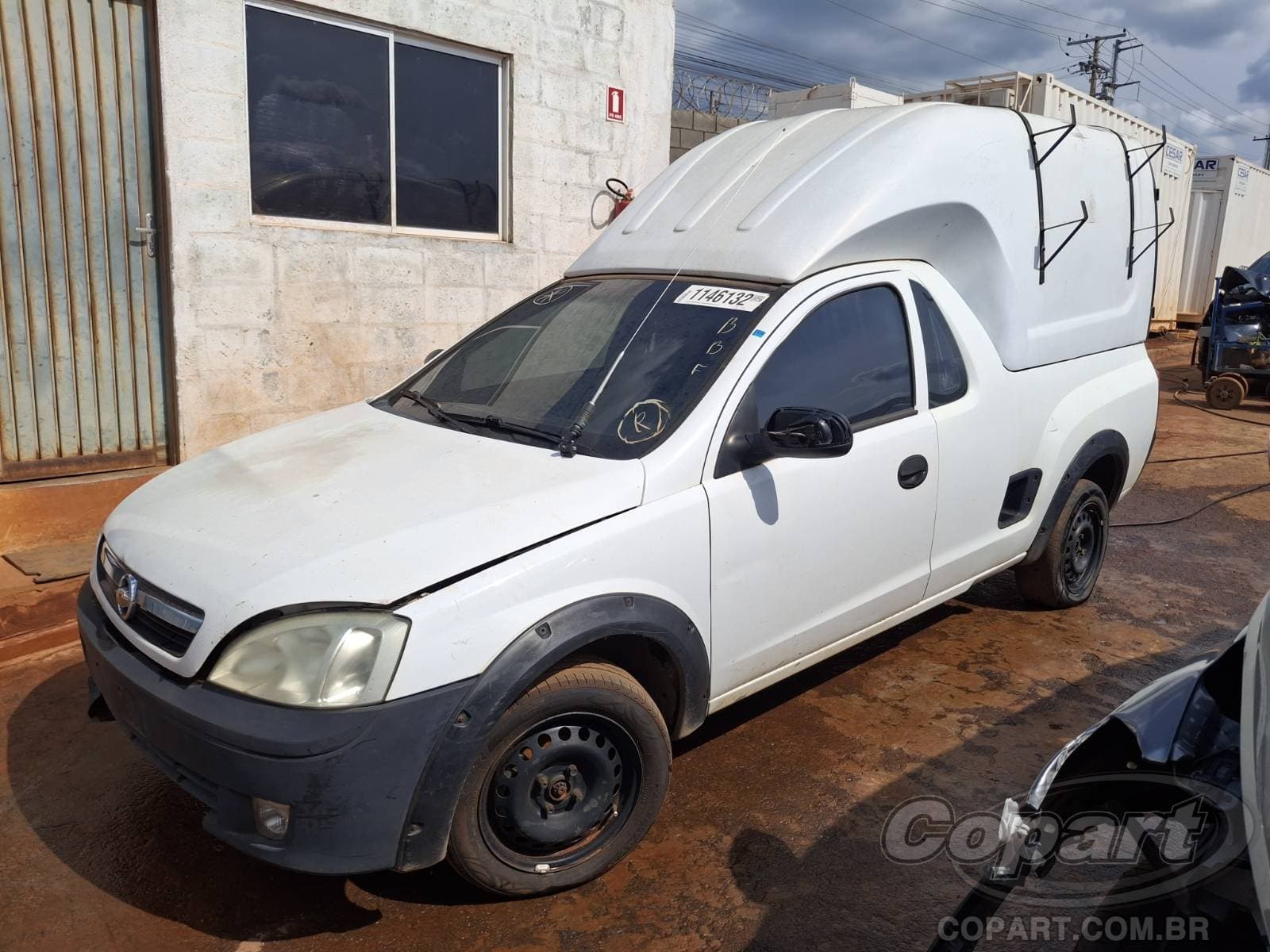 Chevrolet Montana 2010 — foto 2