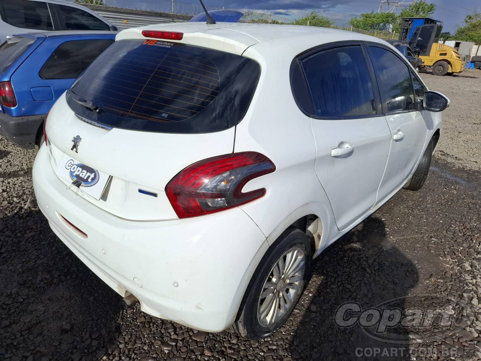 Peugeot 208 2017 — foto 4