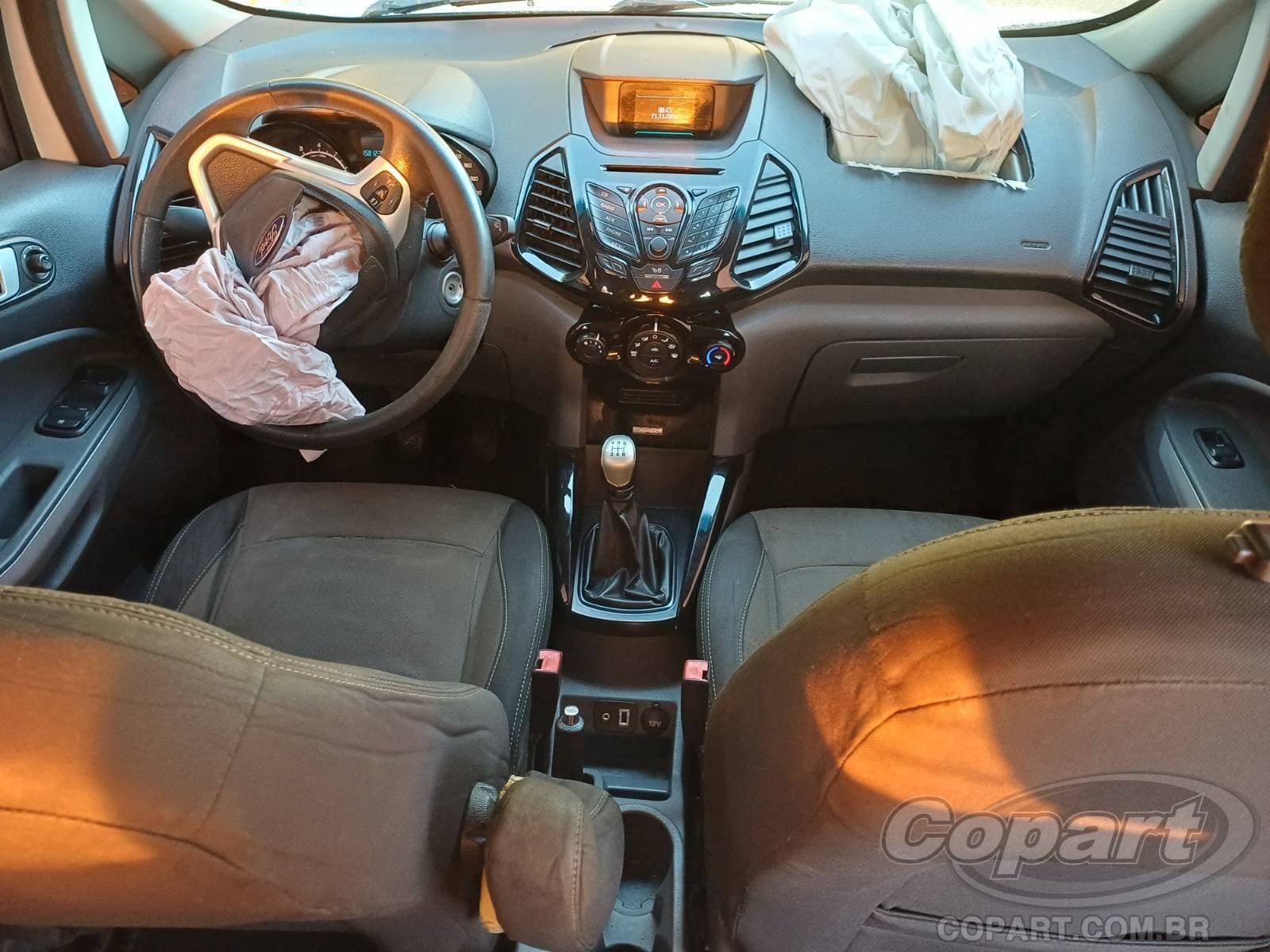Ford Ecosport 2016 — foto 9
