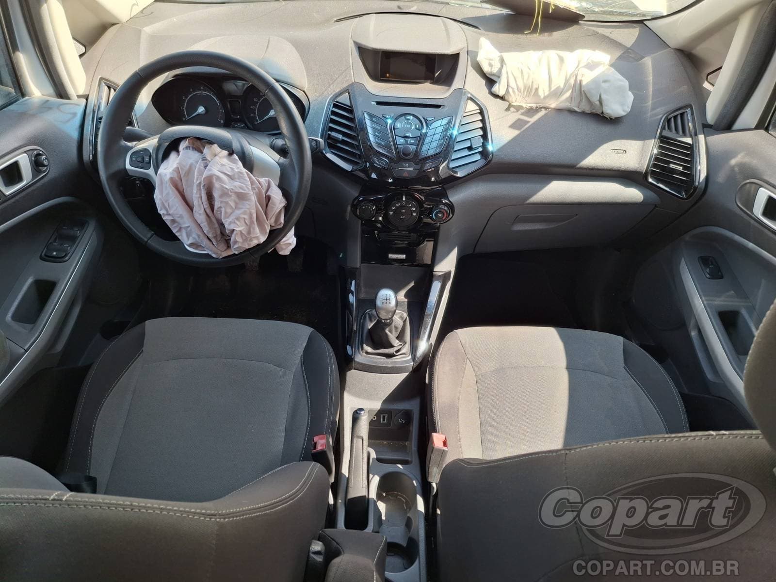 Ford Ecosport 2014 — foto 9