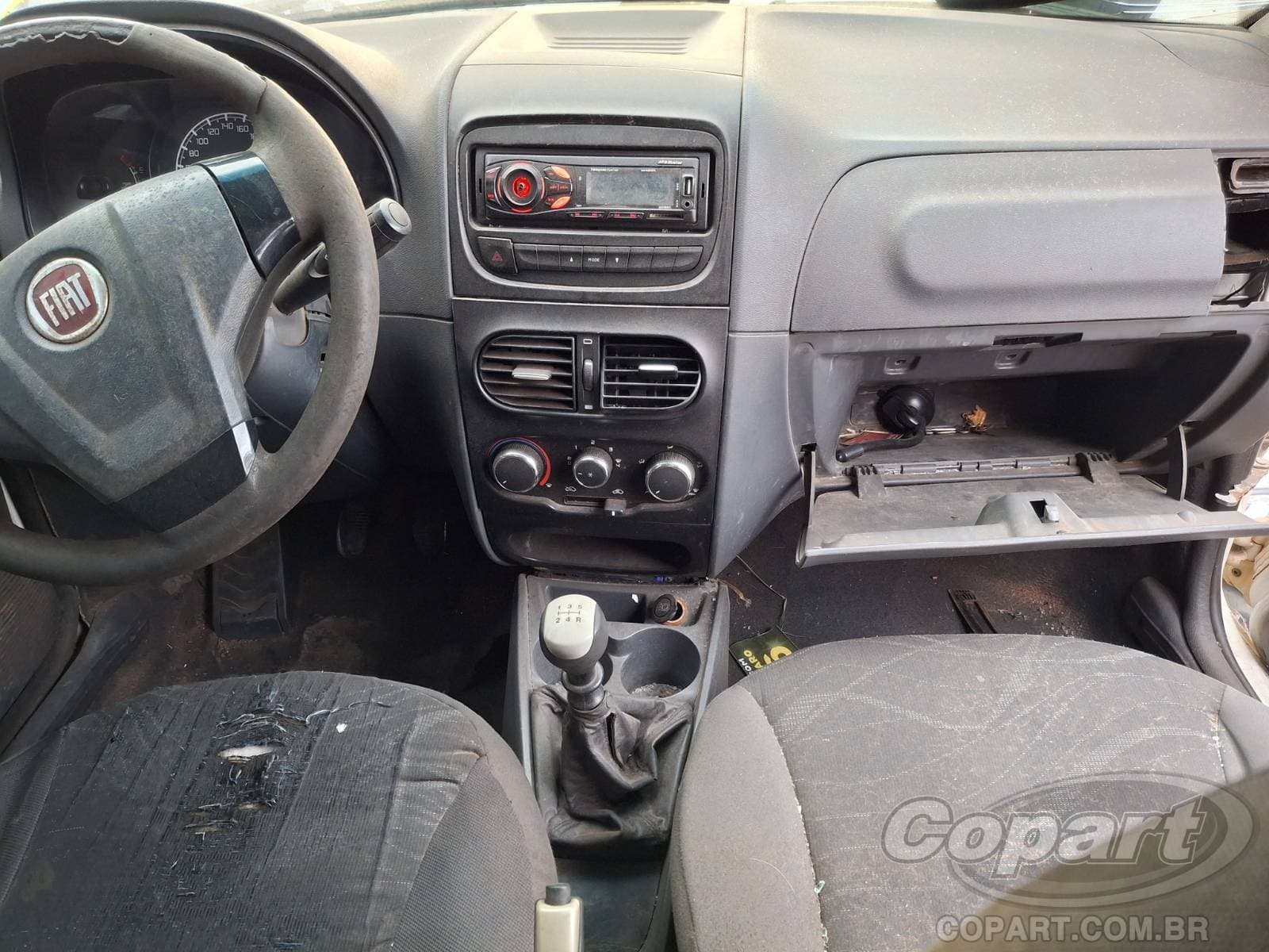 Fiat Strada 2013 — foto 9