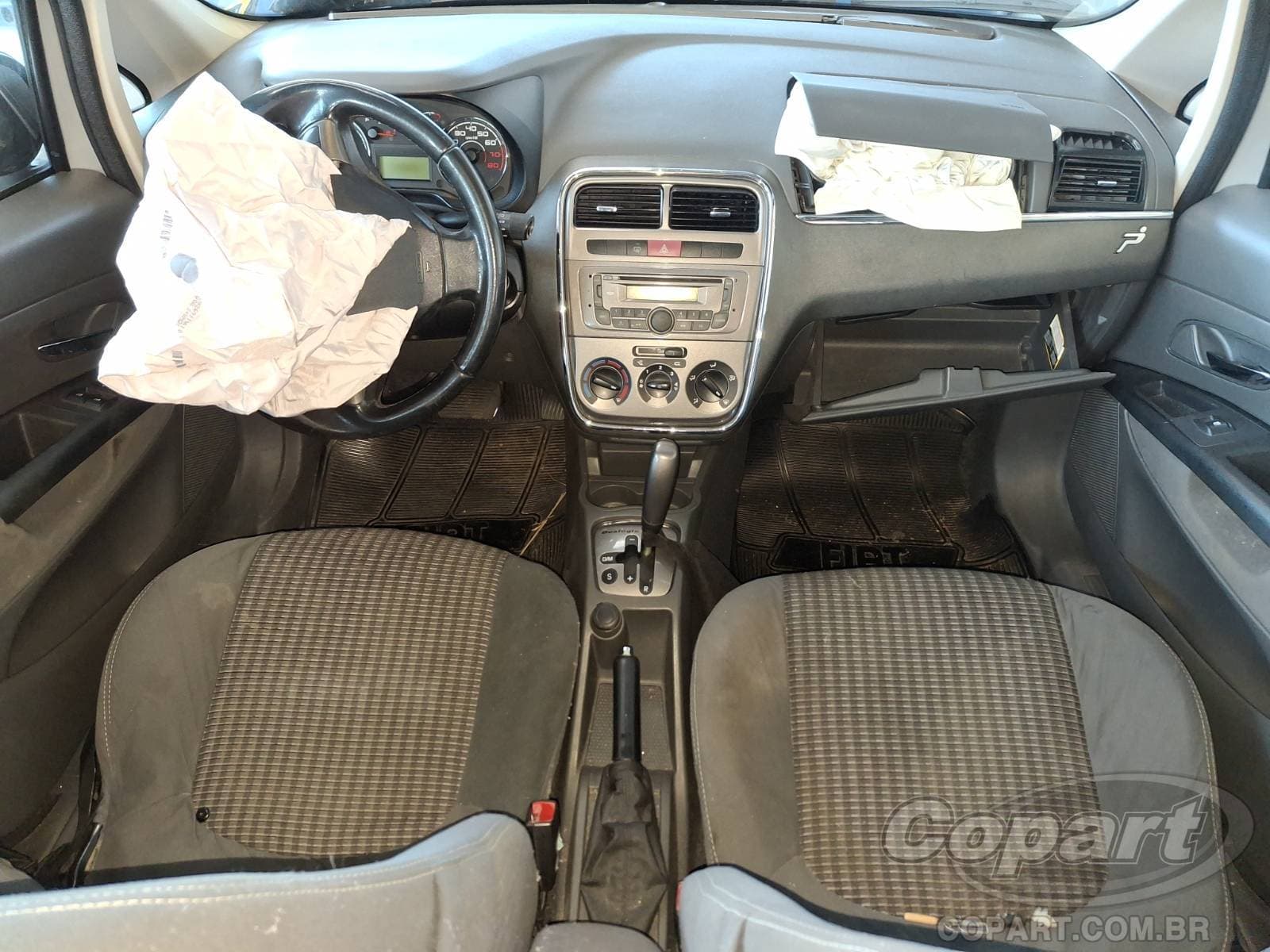 Fiat Punto 2011 — foto 9