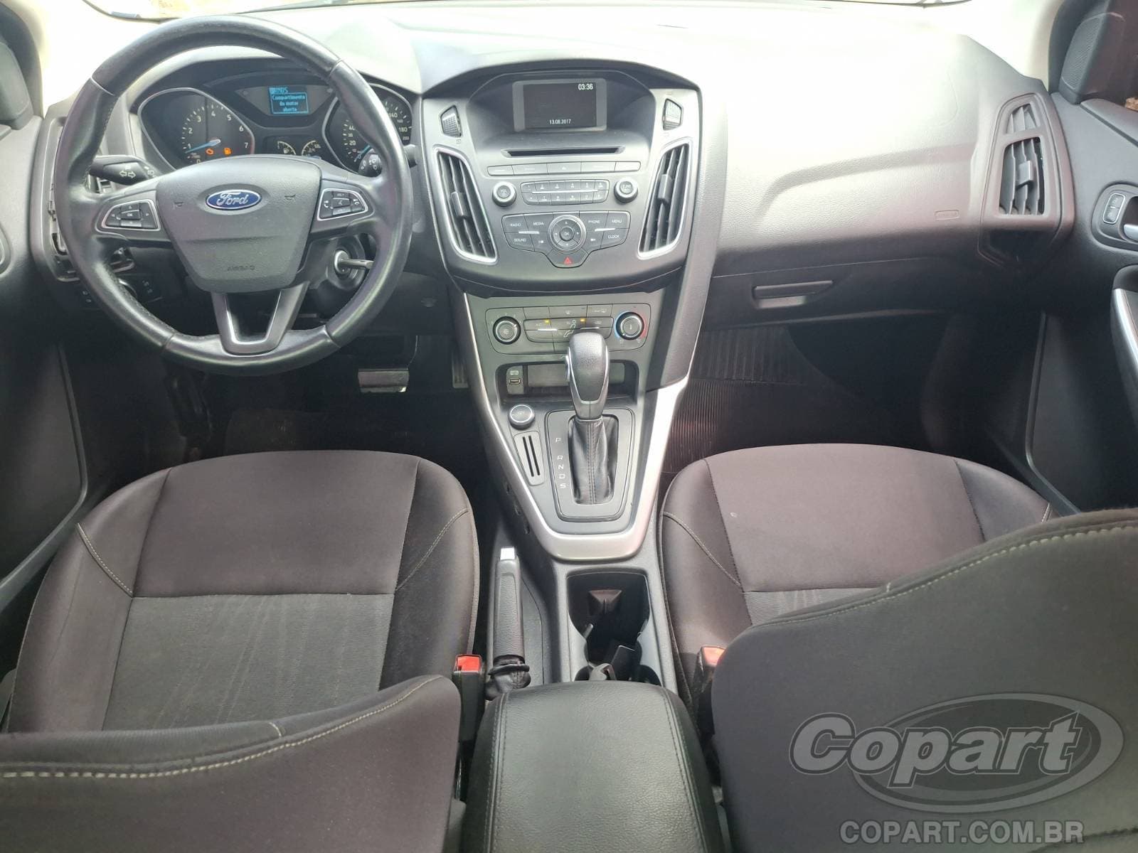 Ford Focus Fastback 2018 — foto 9