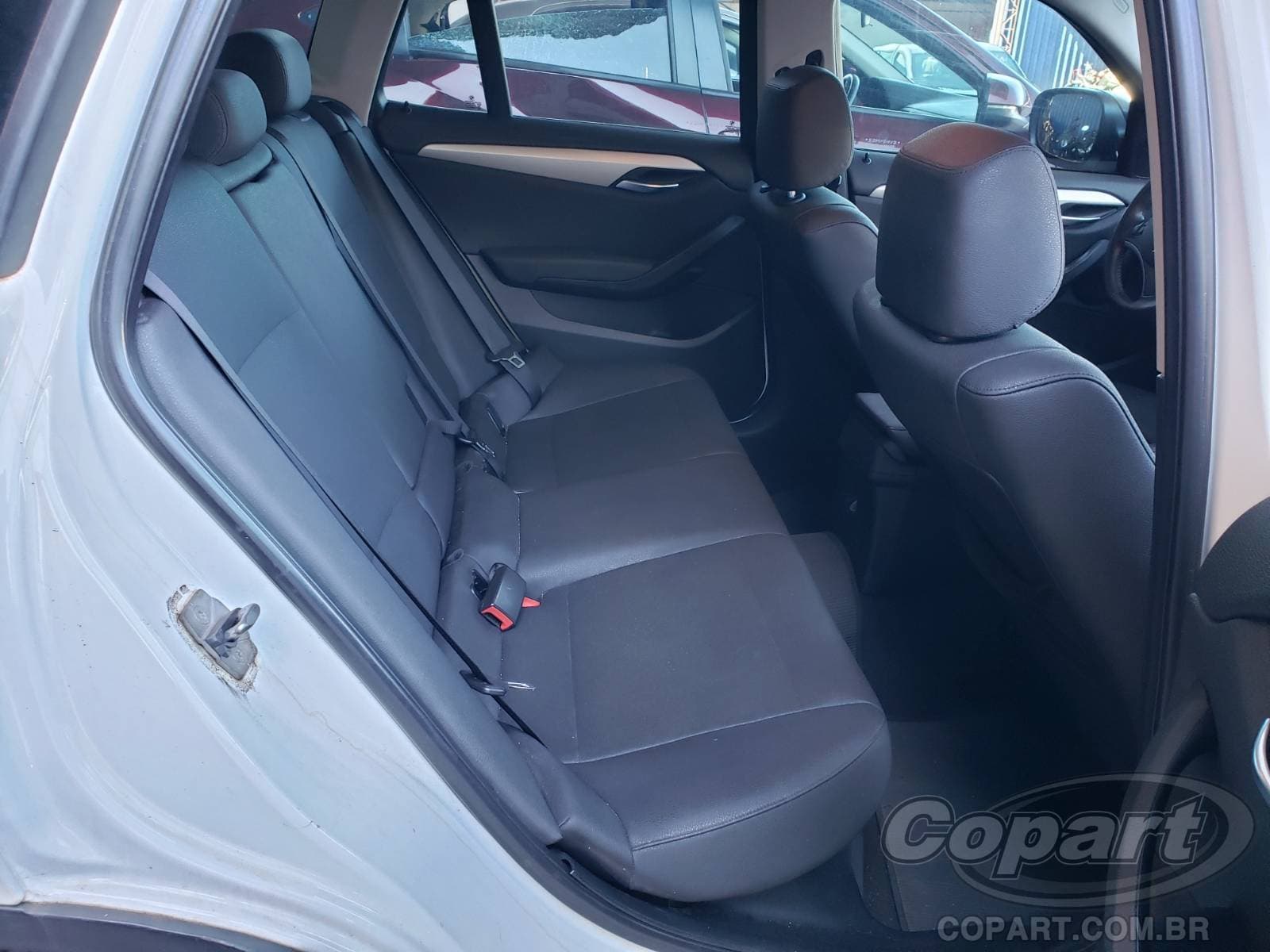 BMW X1 2011 — foto 6