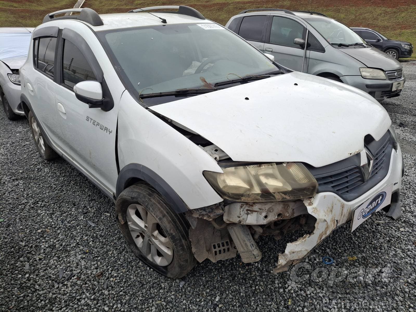 Renault Sandero 2015 — foto 1