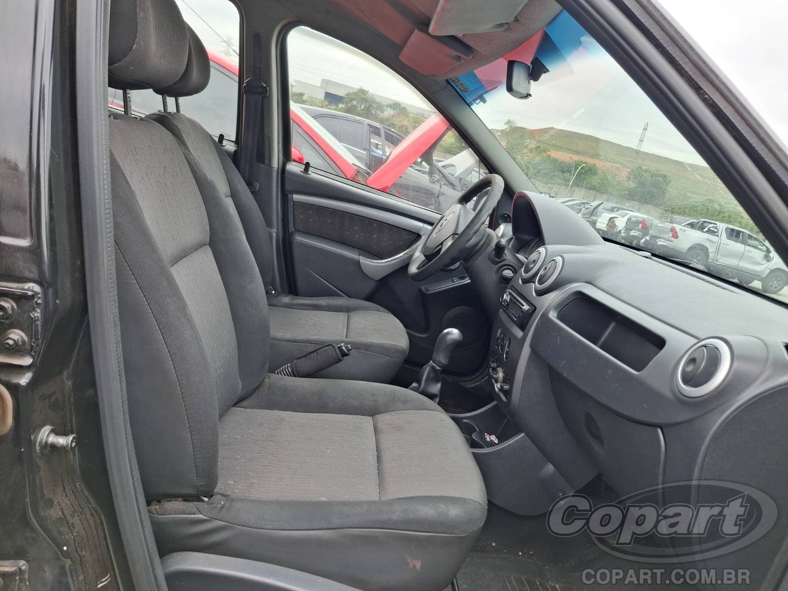 Renault Logan 2011 — foto 5
