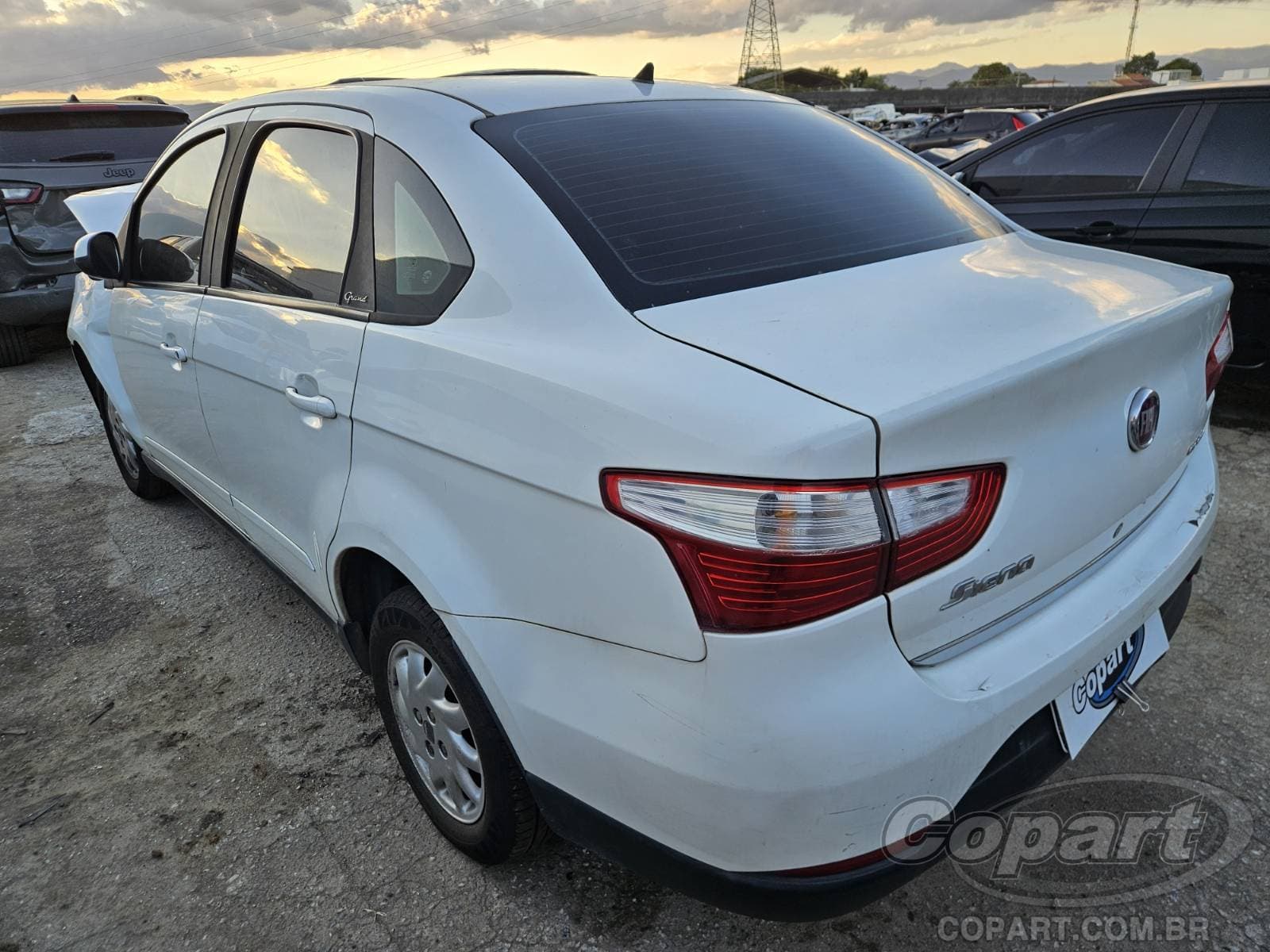 Fiat Grand Siena 2013 — foto 3