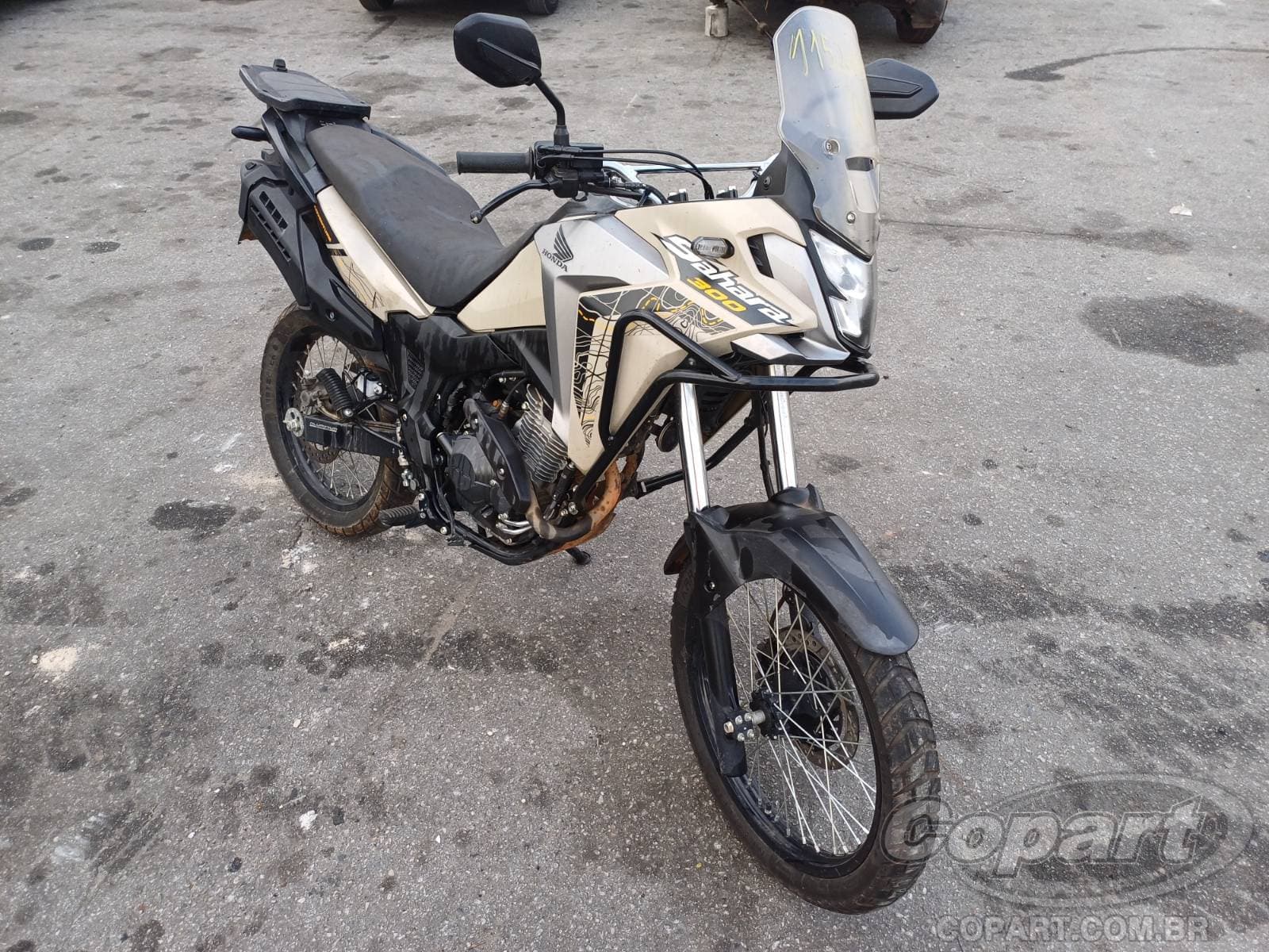 Honda XRE Sahara 300 2025