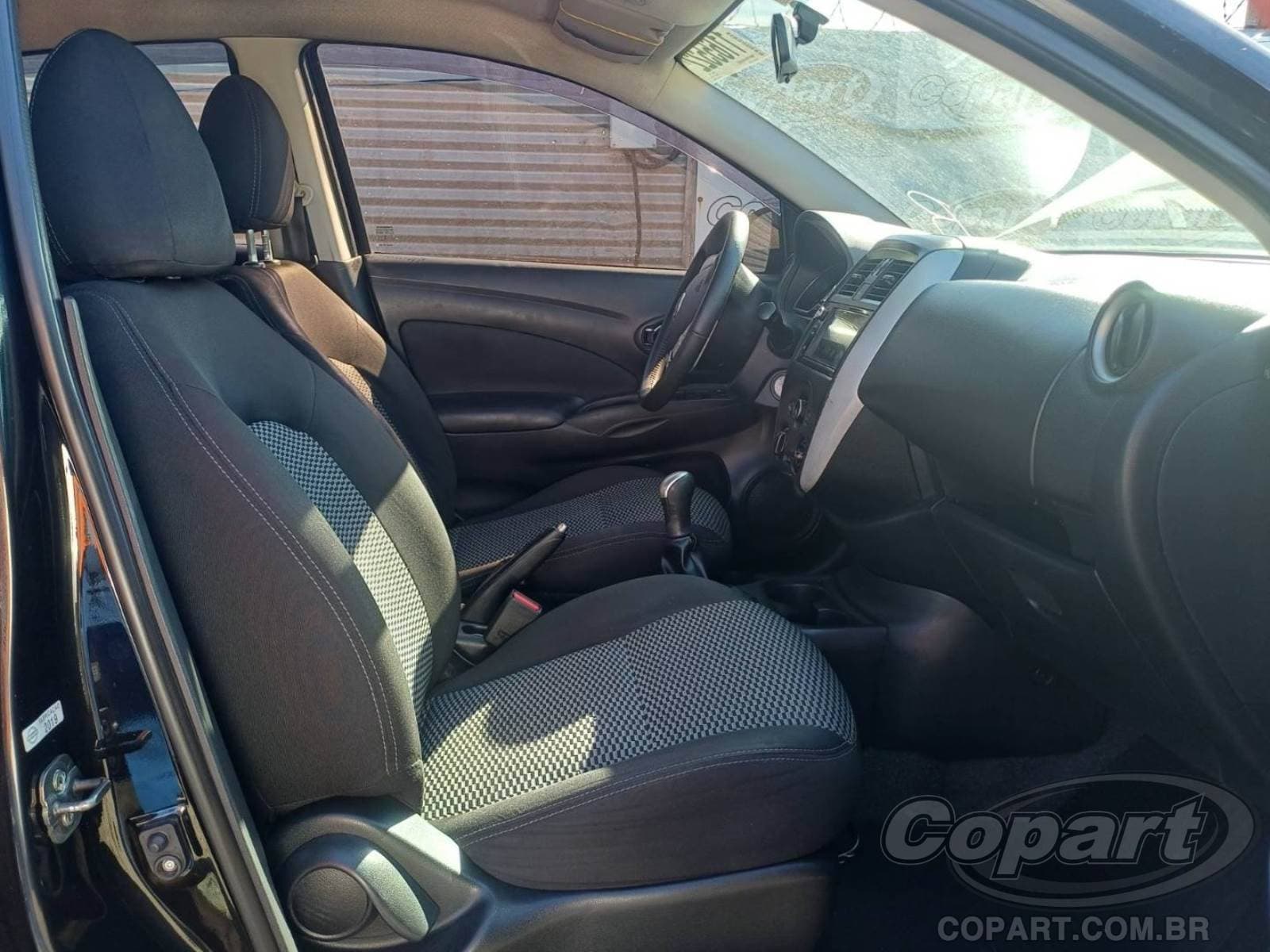 Nissan Versa 2020 — foto 5