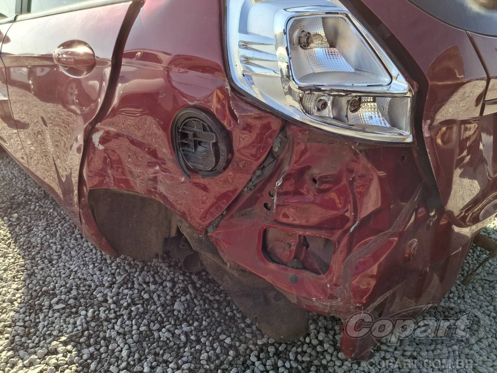 Ford Fiesta 2018 — foto 13