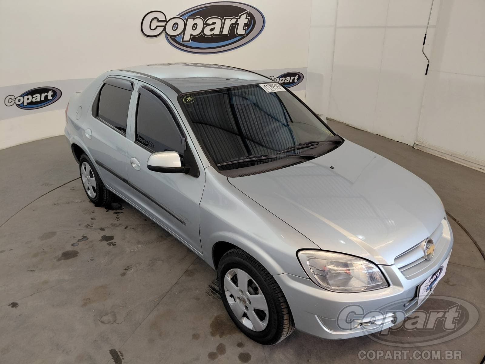 Chevrolet Prisma 2010 — foto 1