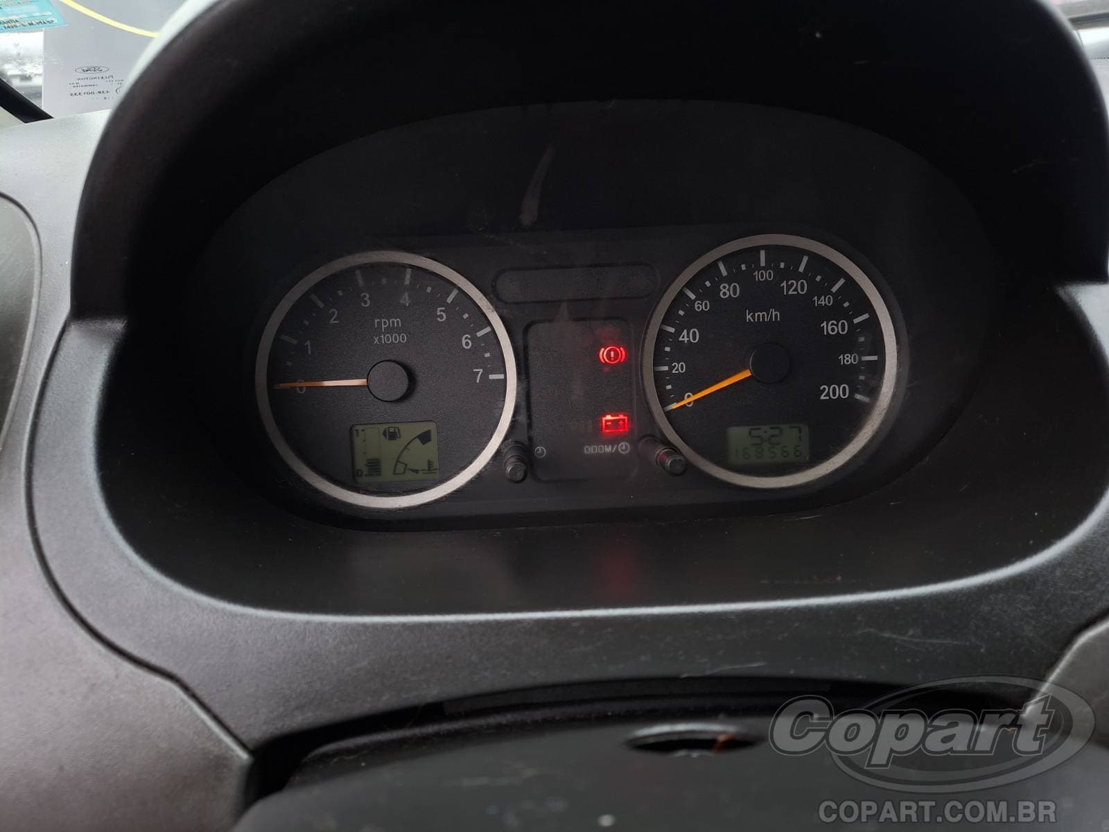 Ford Fiesta Sedan 2005 — foto 8