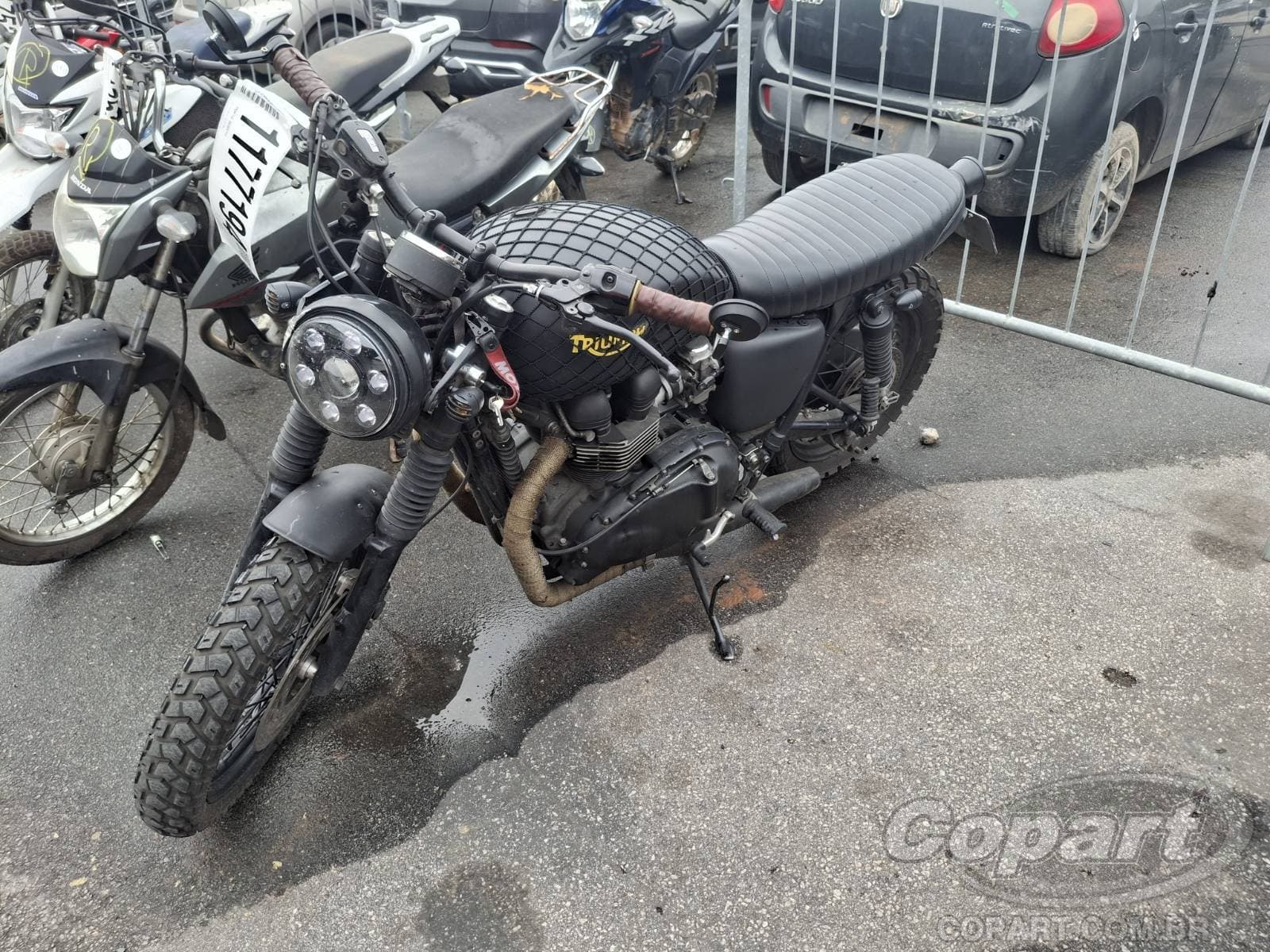 Triumph Bonneville 2013 — foto 2