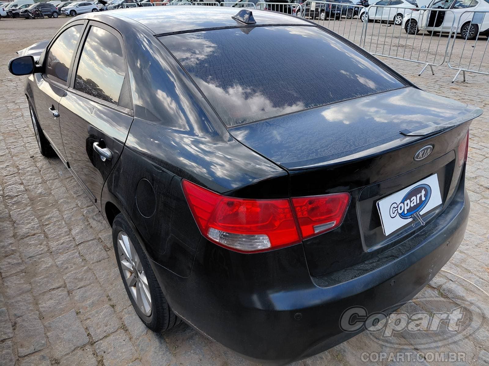 Kia Cerato 2011 — foto 3