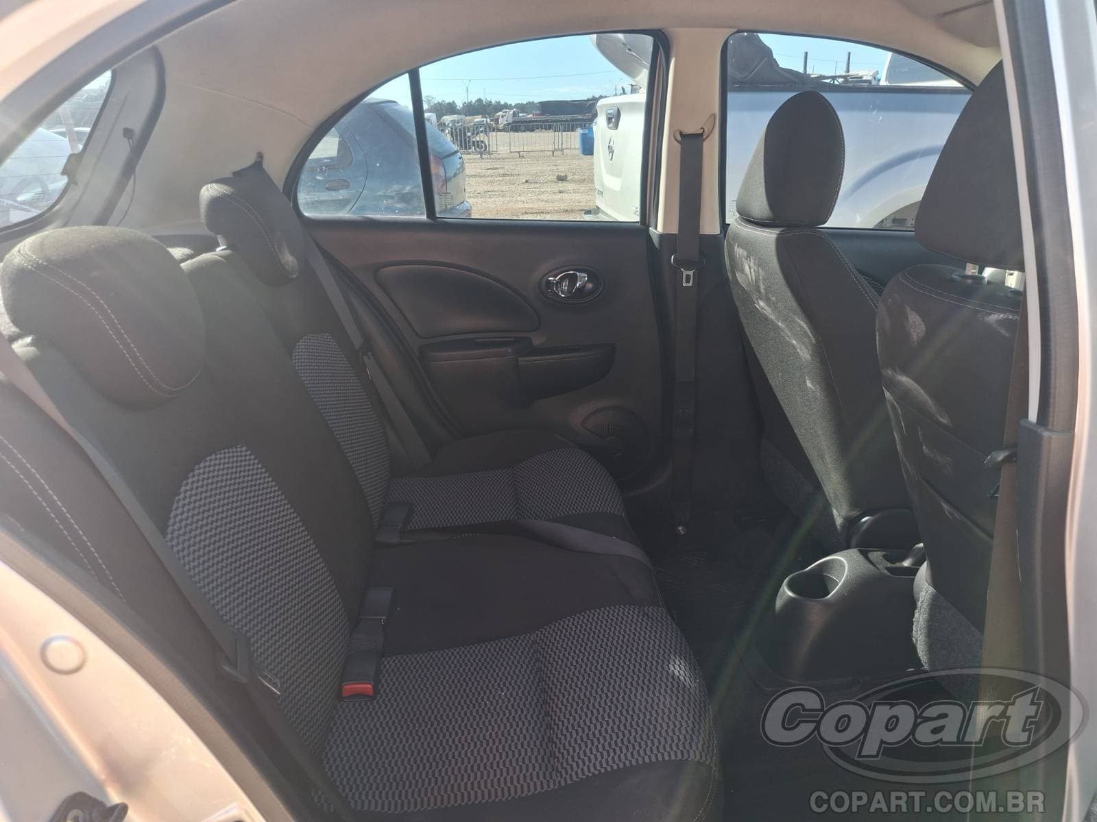 Nissan March 2015 — foto 6