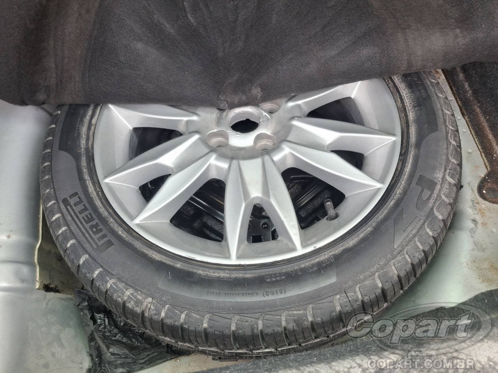 Fiat Punto 2011 — foto 10