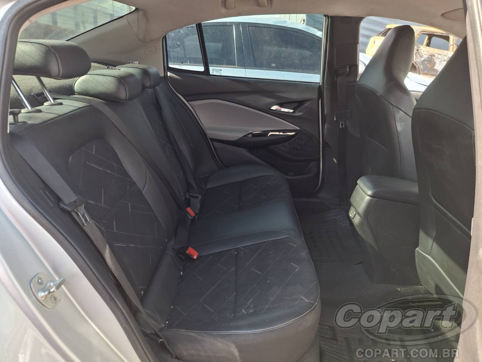Chevrolet Onix Plus 2020 — foto 6